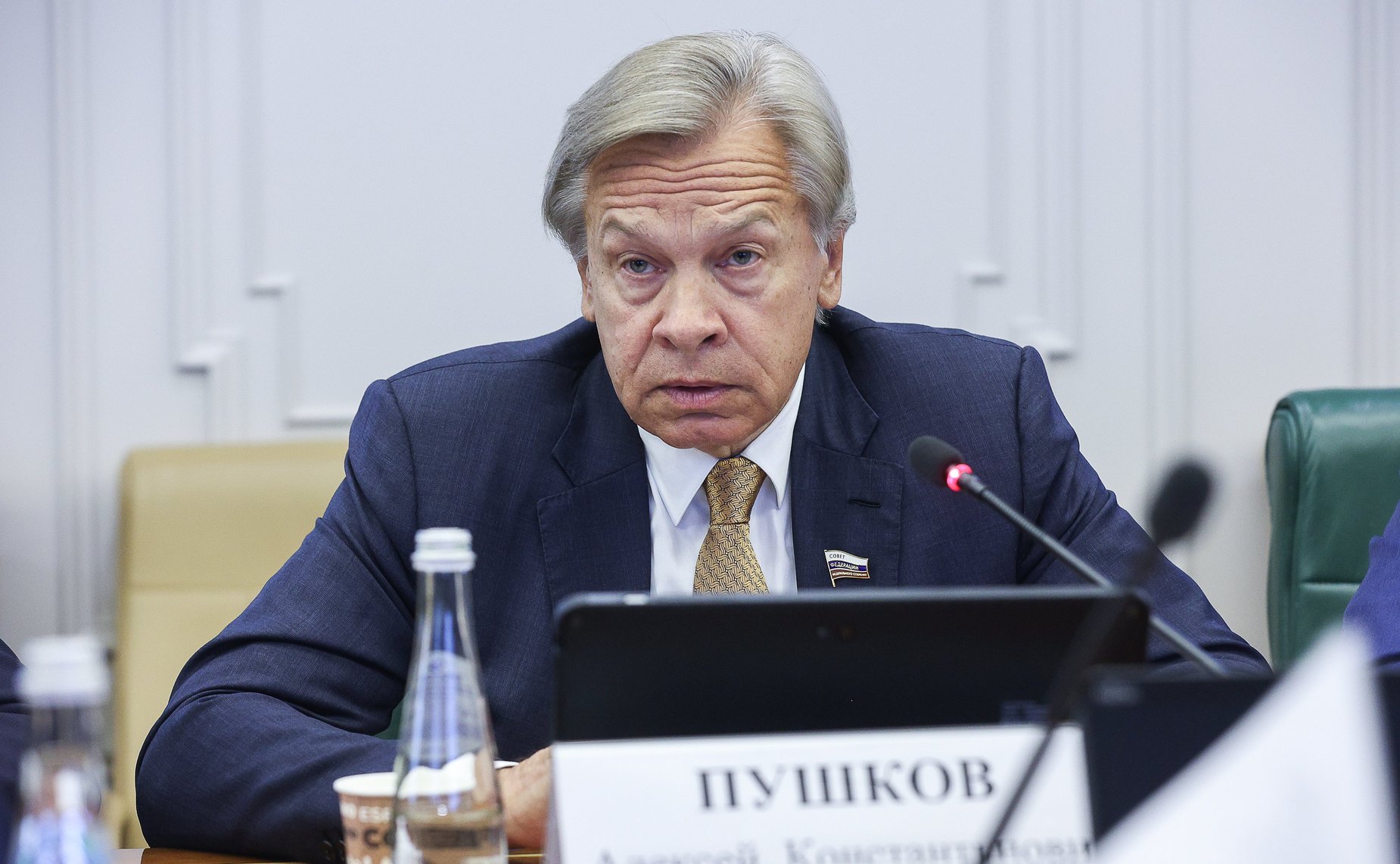 Алксей Пушков