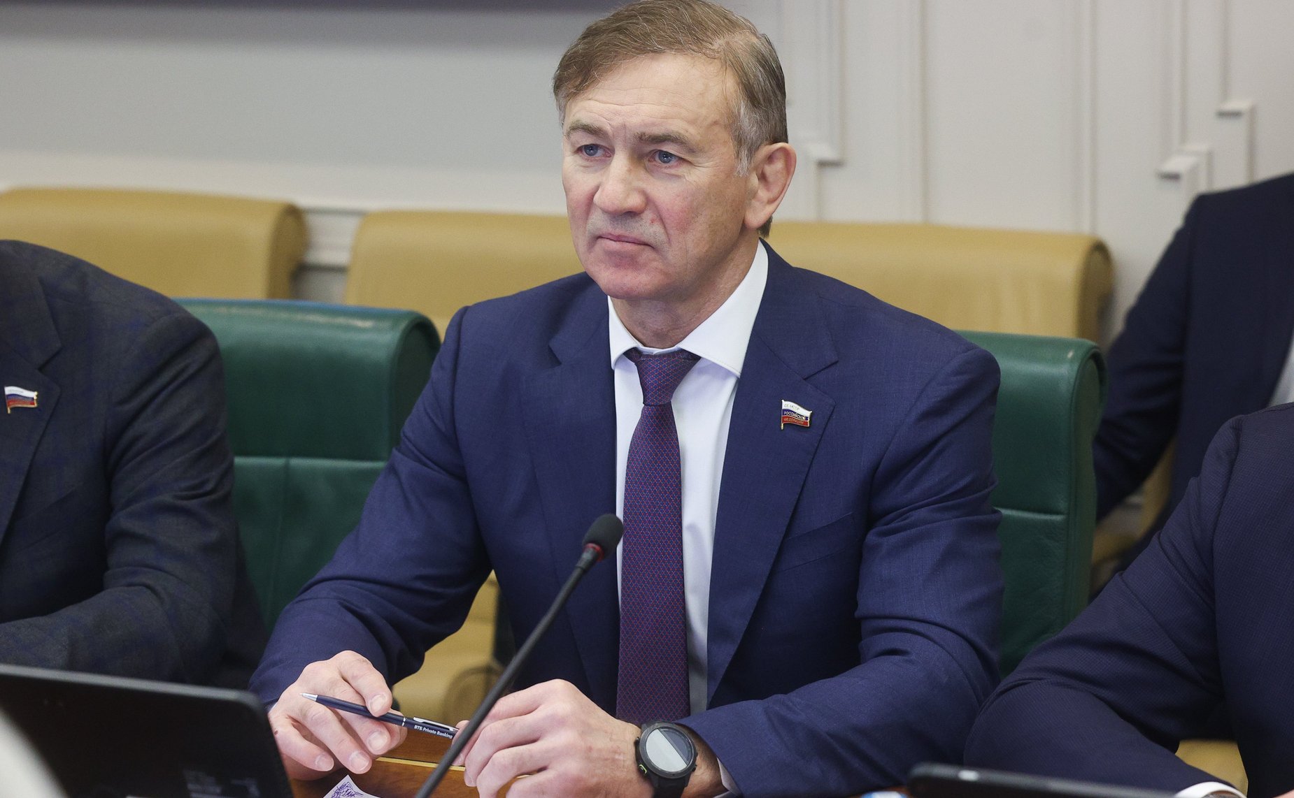 Александр Брыксин