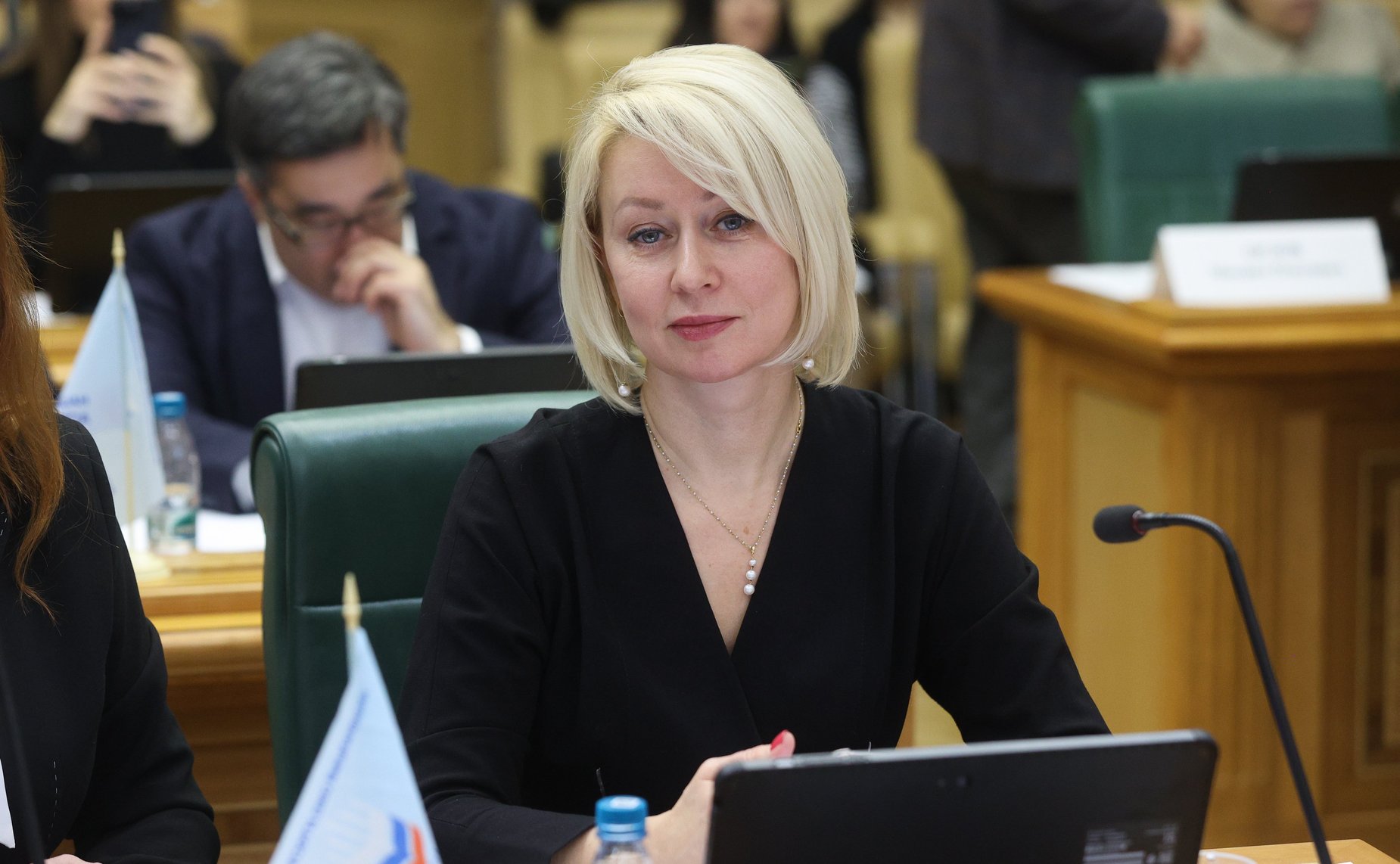 Совещание Комитета СФ по аграрно-продовольственной политике и природопользованию «Об итогах работы по развитию агрострахования с государственной поддержкой в 2025 году и дальнейших планах по развитию системы»