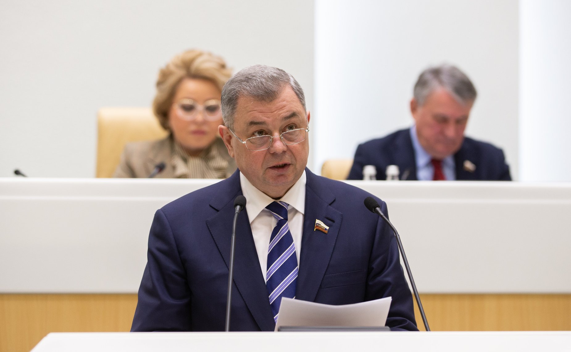 Анатолий Артамонов