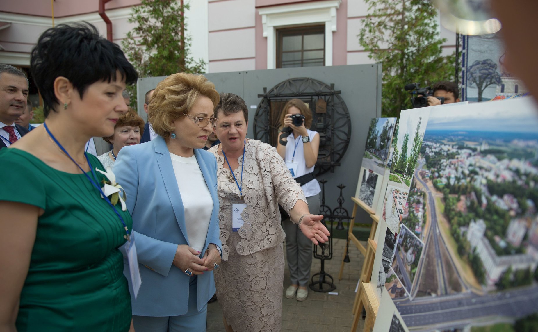 В. Матвиенко и С. Орлова