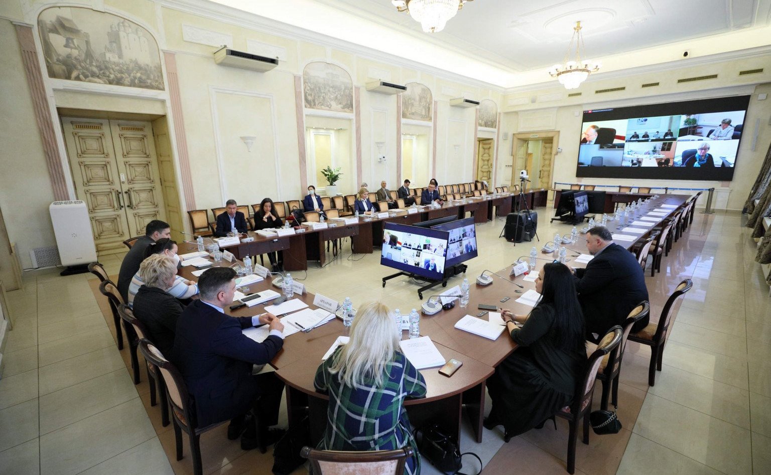 Юрий Архаров принял участие в «круглом столе» на тему «10 лет «орфанному» законодательству в России: история и перспективы развития»