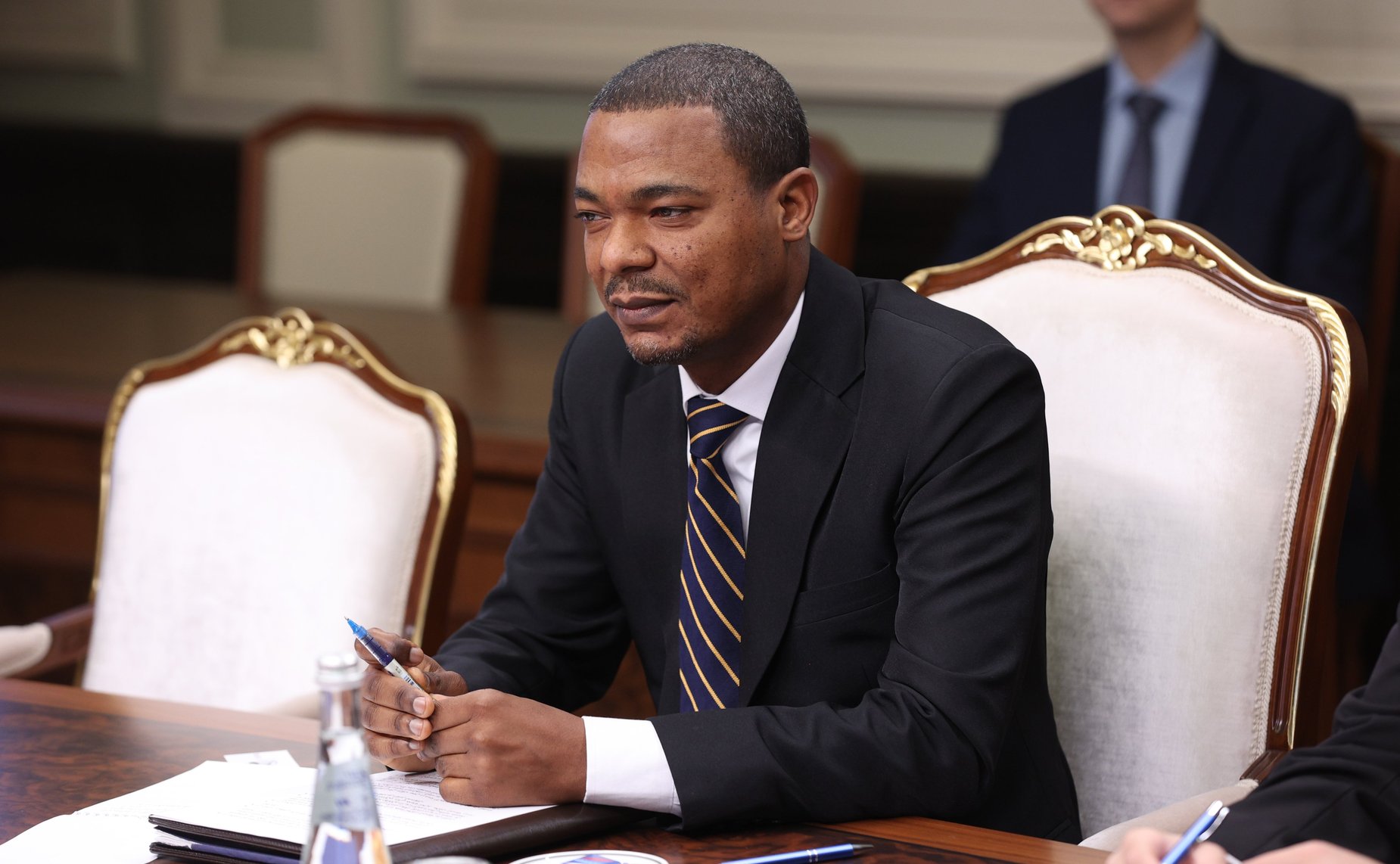 Встреча заместителя Председателя Совета Федерации Константина Косачева с Чрезвычайным и Полномочным Послом Султаната Оман в РФ Хамудом Салимом Абдуллой Аль Тувайхом