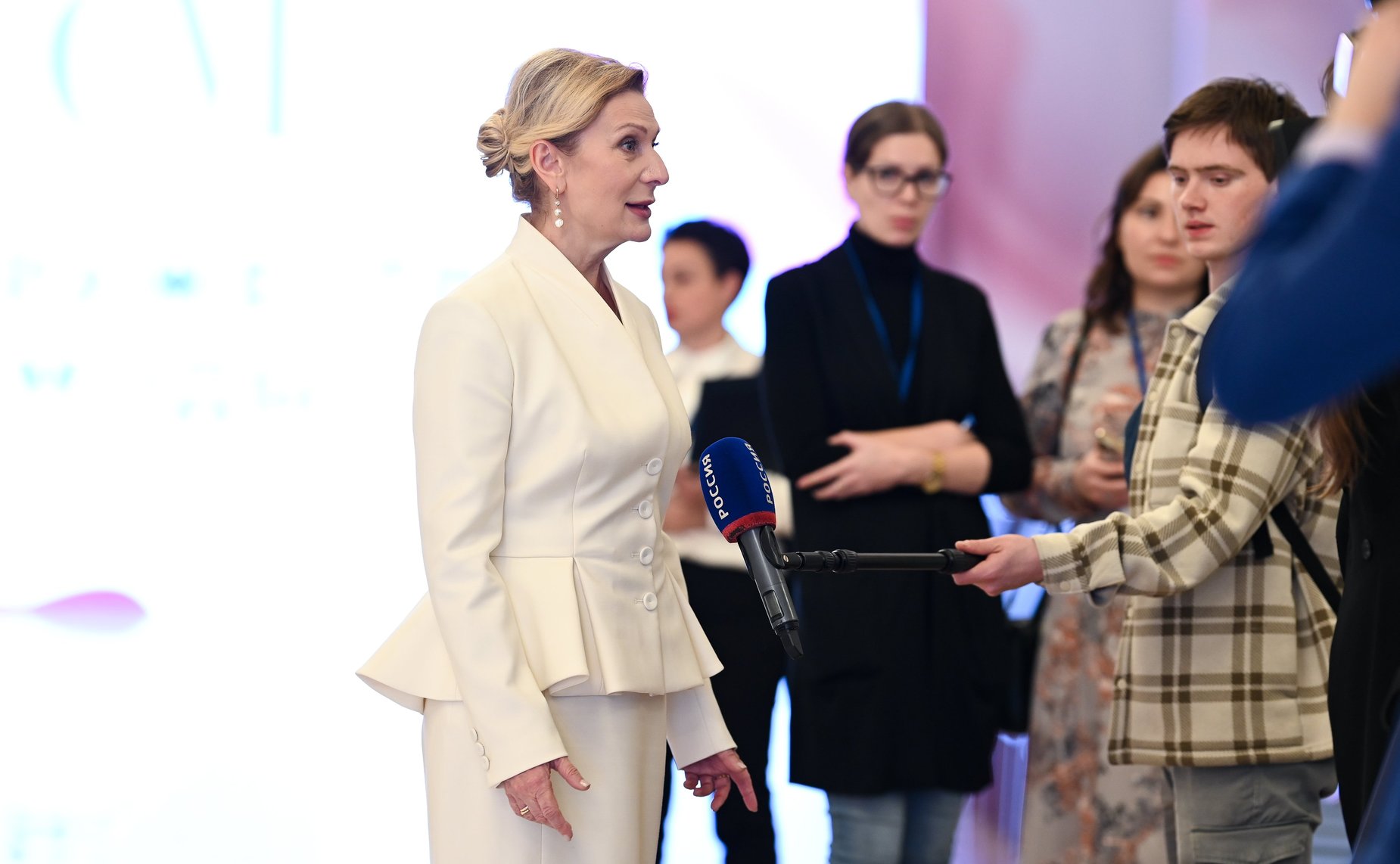 Инна Святенко