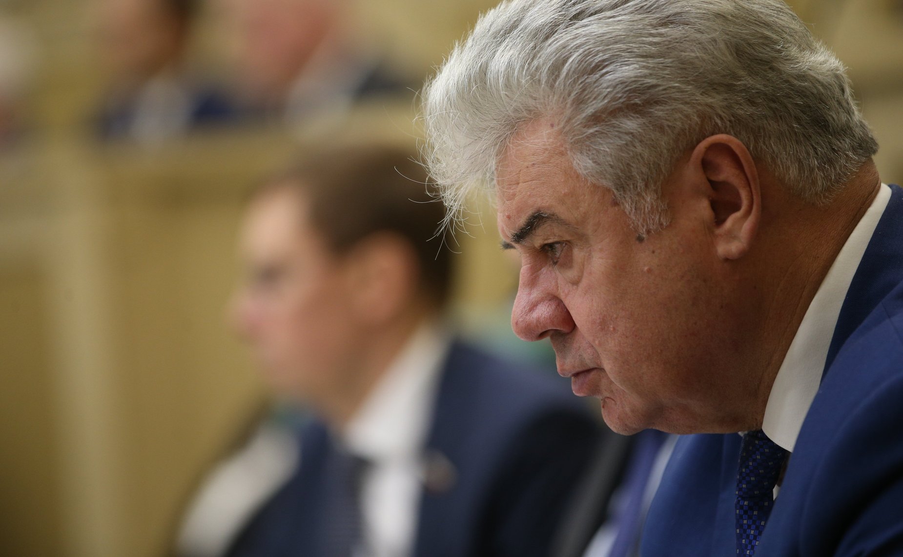 Виктор Бондарев