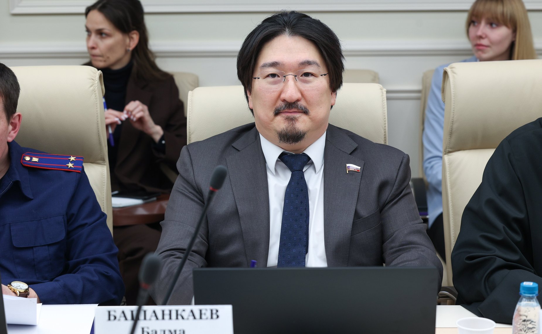 Круглый стол на тему «Финансовые аспекты деятельности фондов помощи тяжелобольным детям: проблемы и перспективы»