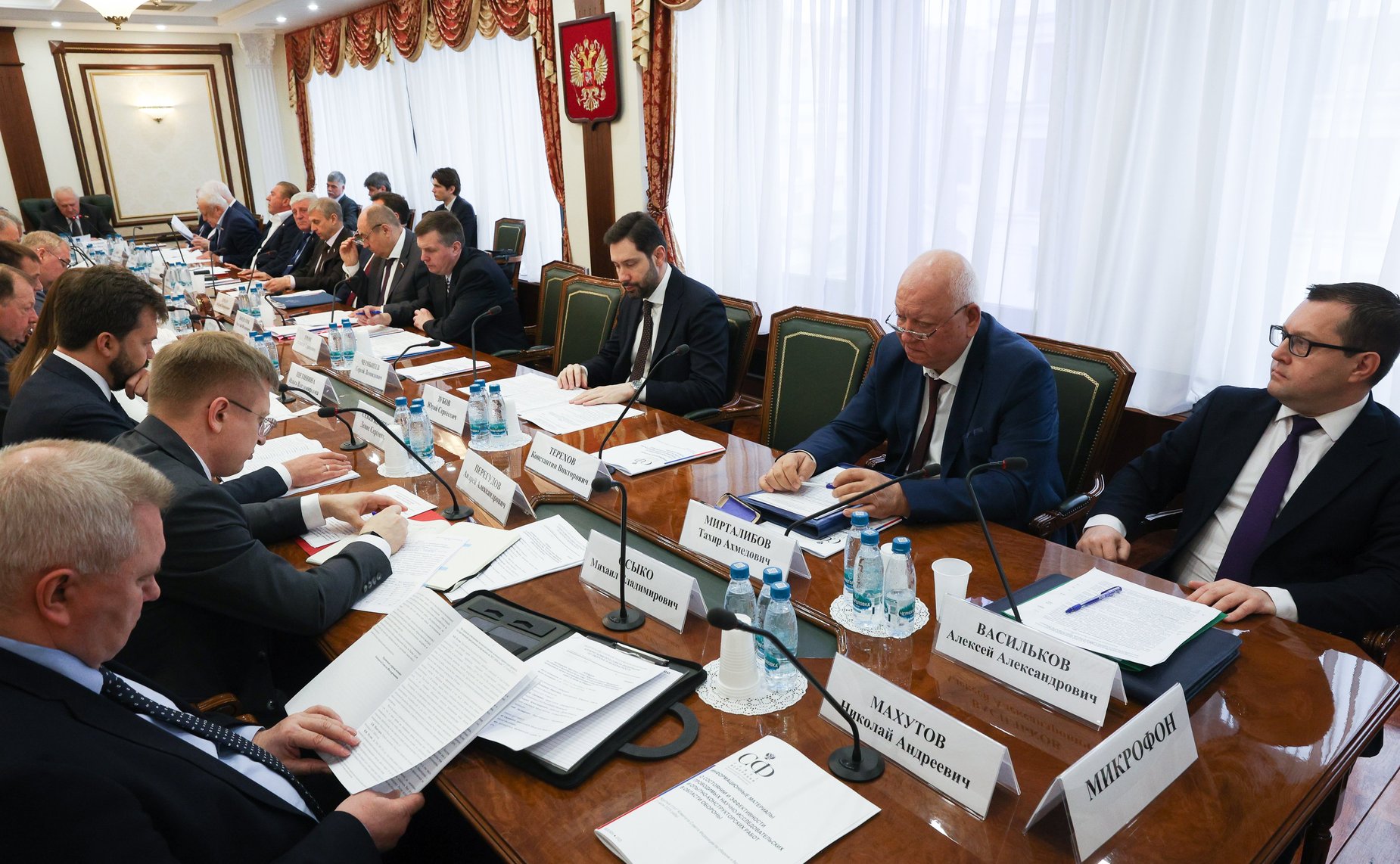 Круглый стол Комитета СФ по обороне и безопасности совместно с Комитетом СФ по науке, образованию и культуре «О состоянии и эффективности проводимых научно-исследовательских и опытно-конструкторских работ в области обороны»