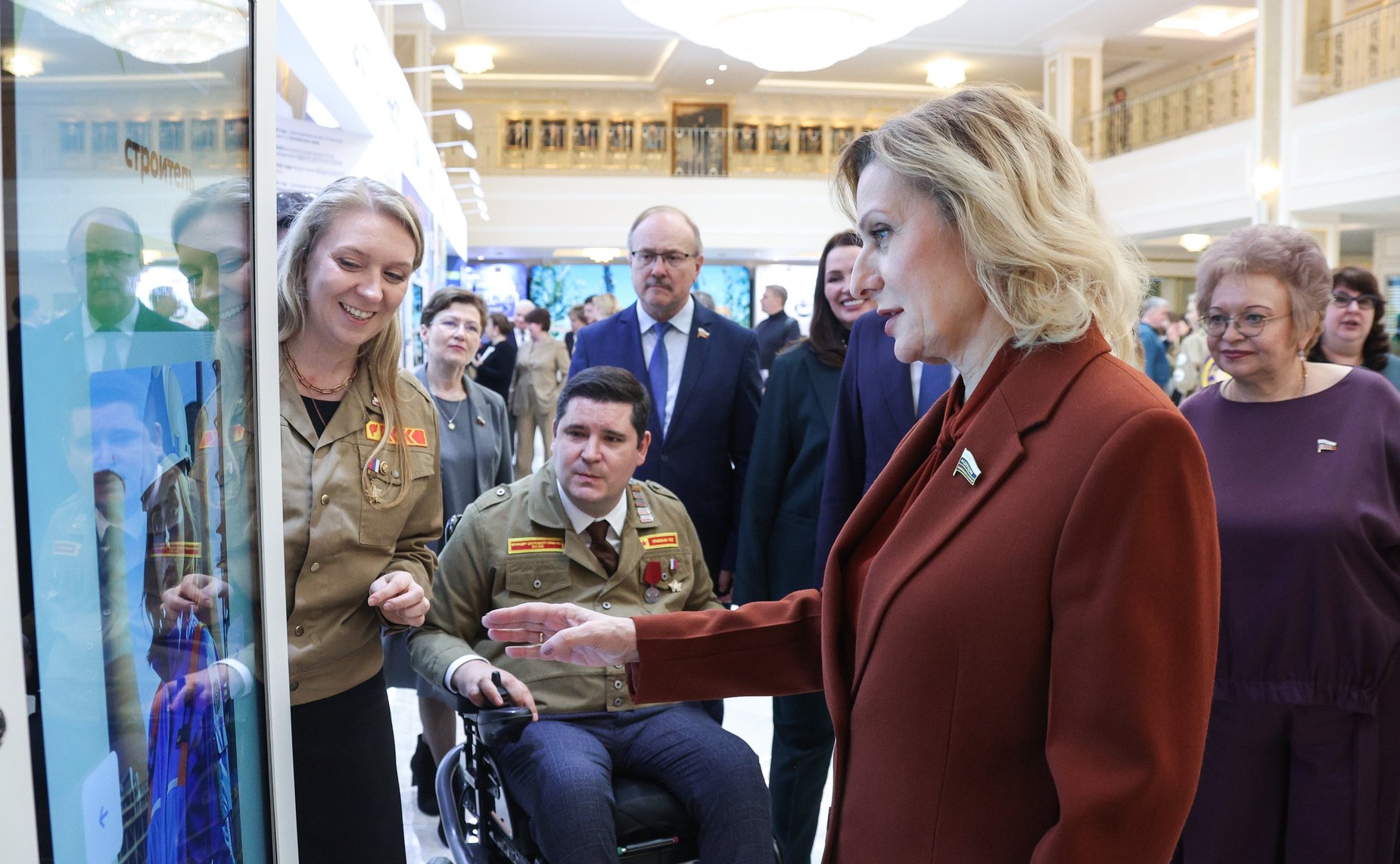 Открытие в Совете Федерации выставки «Российские Студенческие Отряды: главное трудовое движение страны», посвященной 65-летию движения