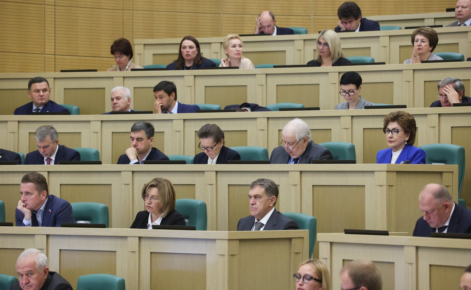 Парламентские слушания на тему «О параметрах проекта федерального бюджета на 2025 год и на плановый период 2026 и 2027 годов»