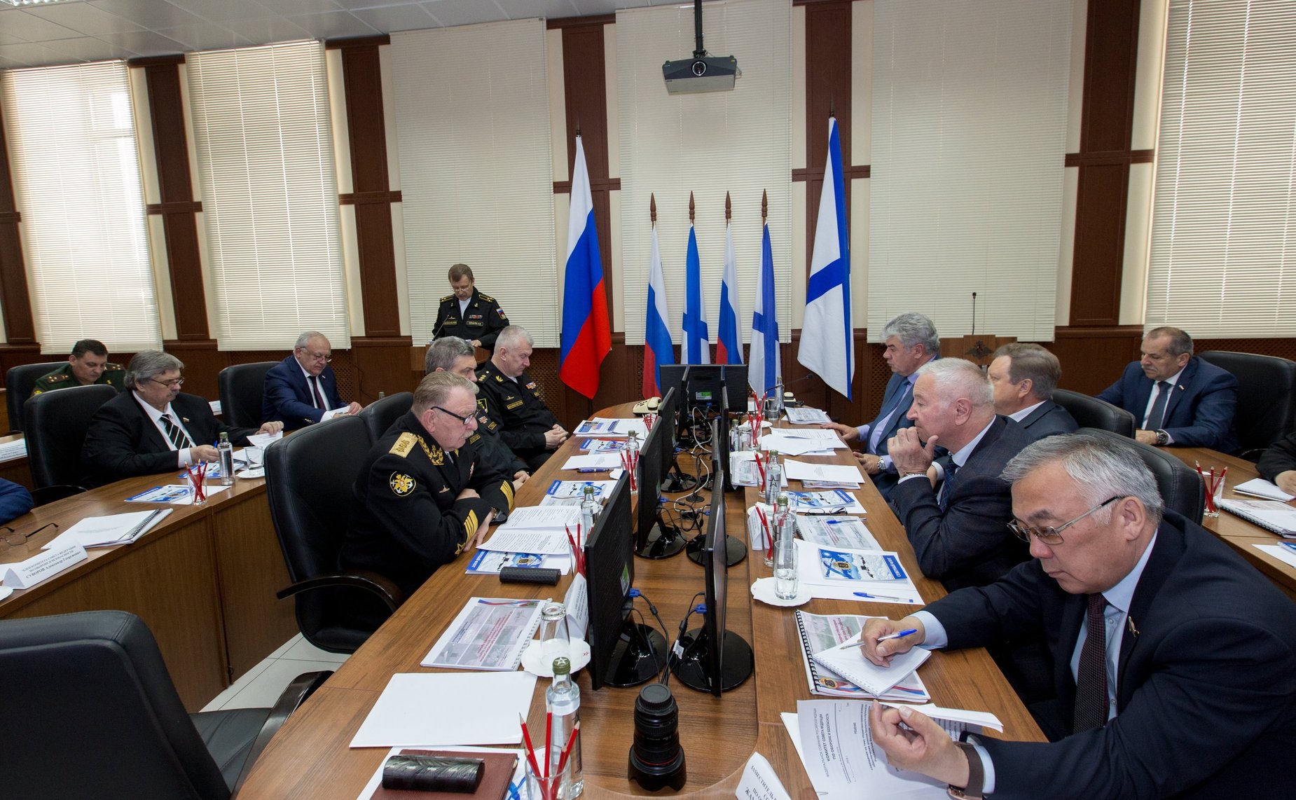 Выездное заседание Комитета СФ по обороне и безопасности в Гаджиево (Мурманская область)