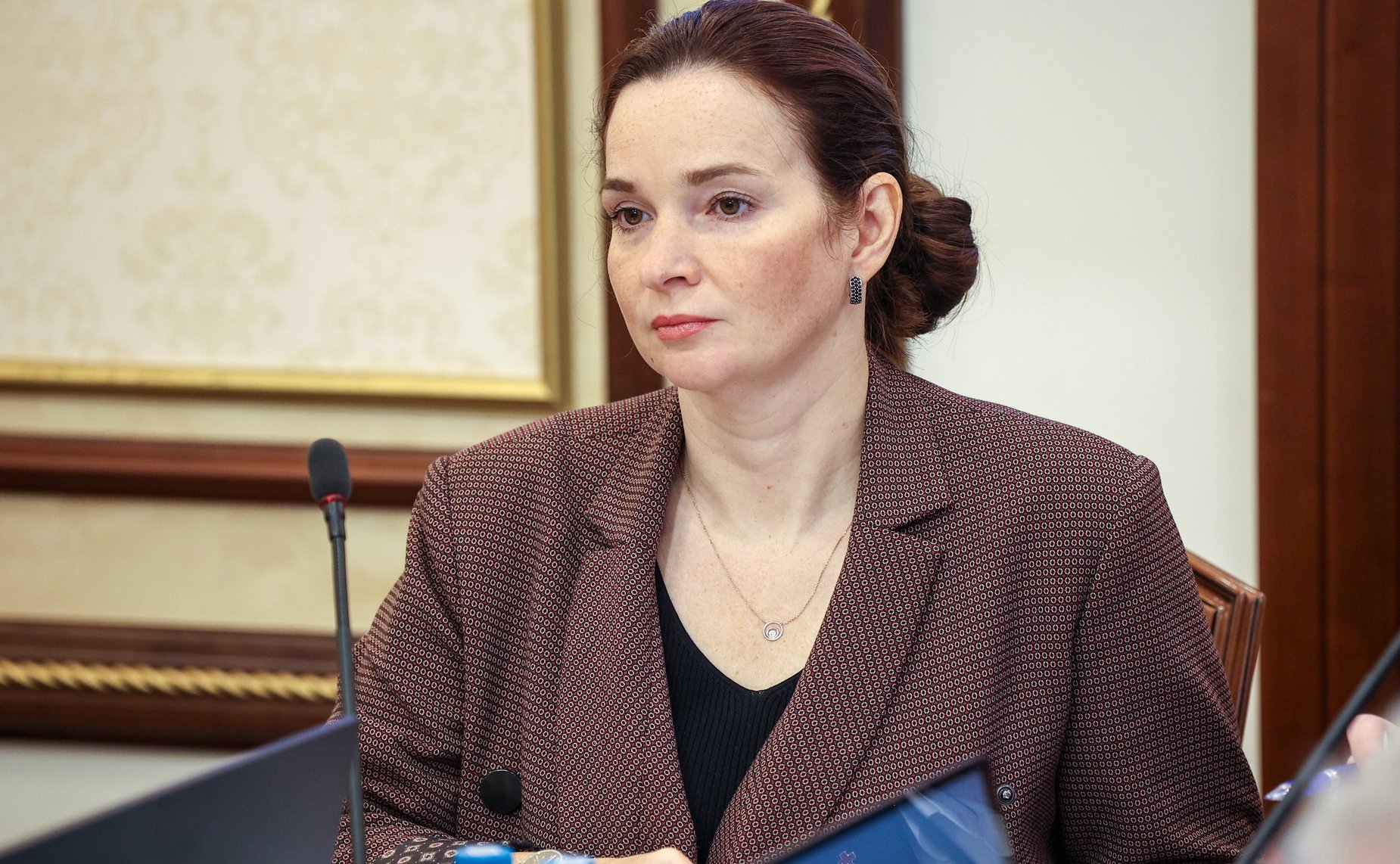 Круглый стол Комитета СФ по обороне и безопасности совместно с Комитетом СФ по социальной политике на тему «О деятельности государственных органов по поиску погибших, пропавших без вести и освобождению попавших в плен участников СВО»