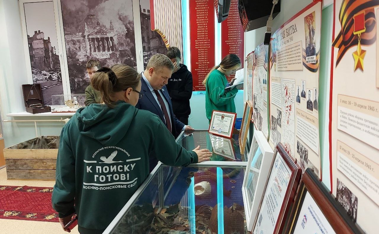 Денис Гусев побывал в посёлке Красное муниципального образования «Приморско-Куйский сельсовет» Заполярного района Ненецкого АО