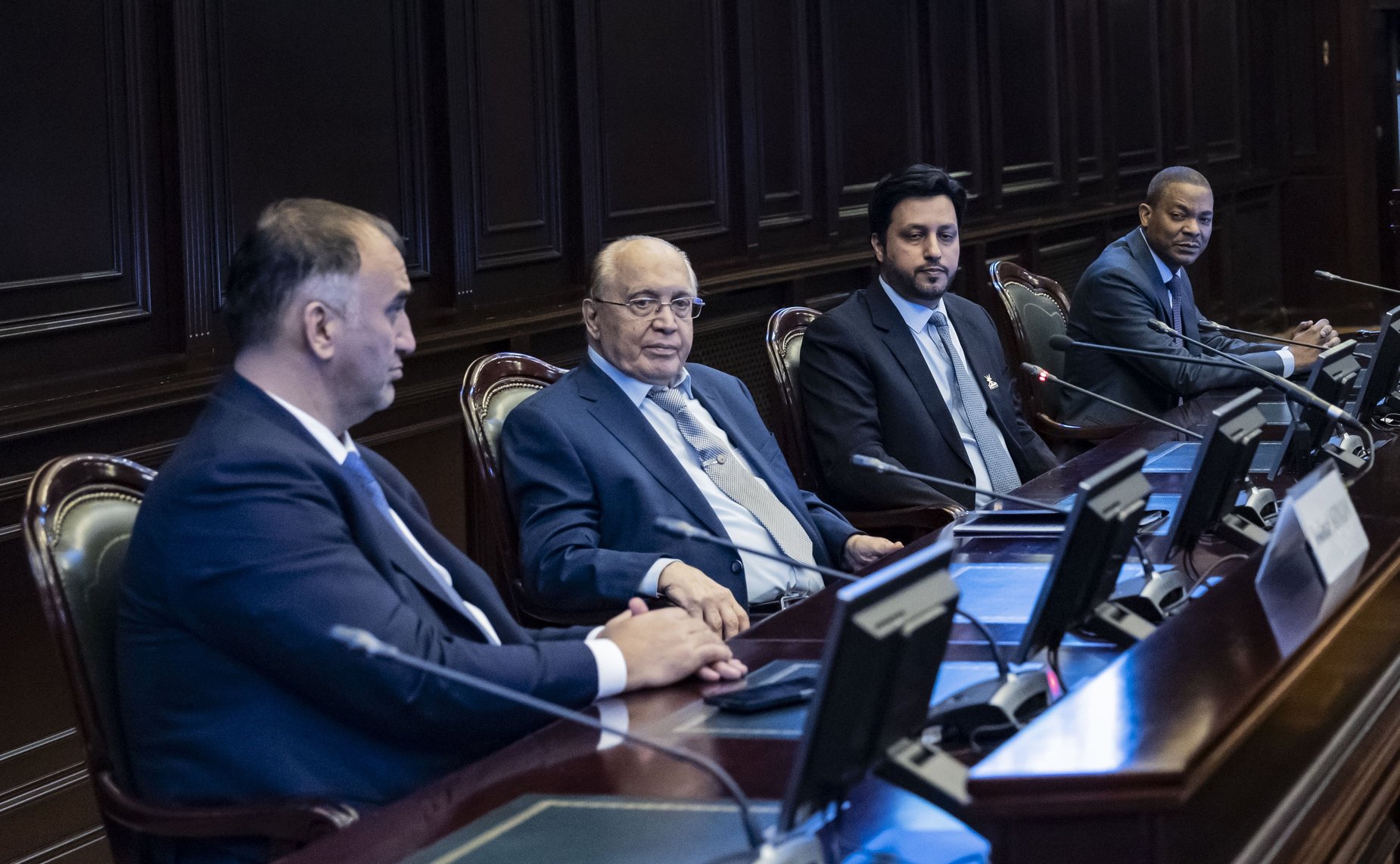 Мохмад Ахмадов принял участие в ряде встреч, состоявшихся в рамках рабочего визита делегации группы дружбы с Российской Федерацией Государственного совета Султаната Оман