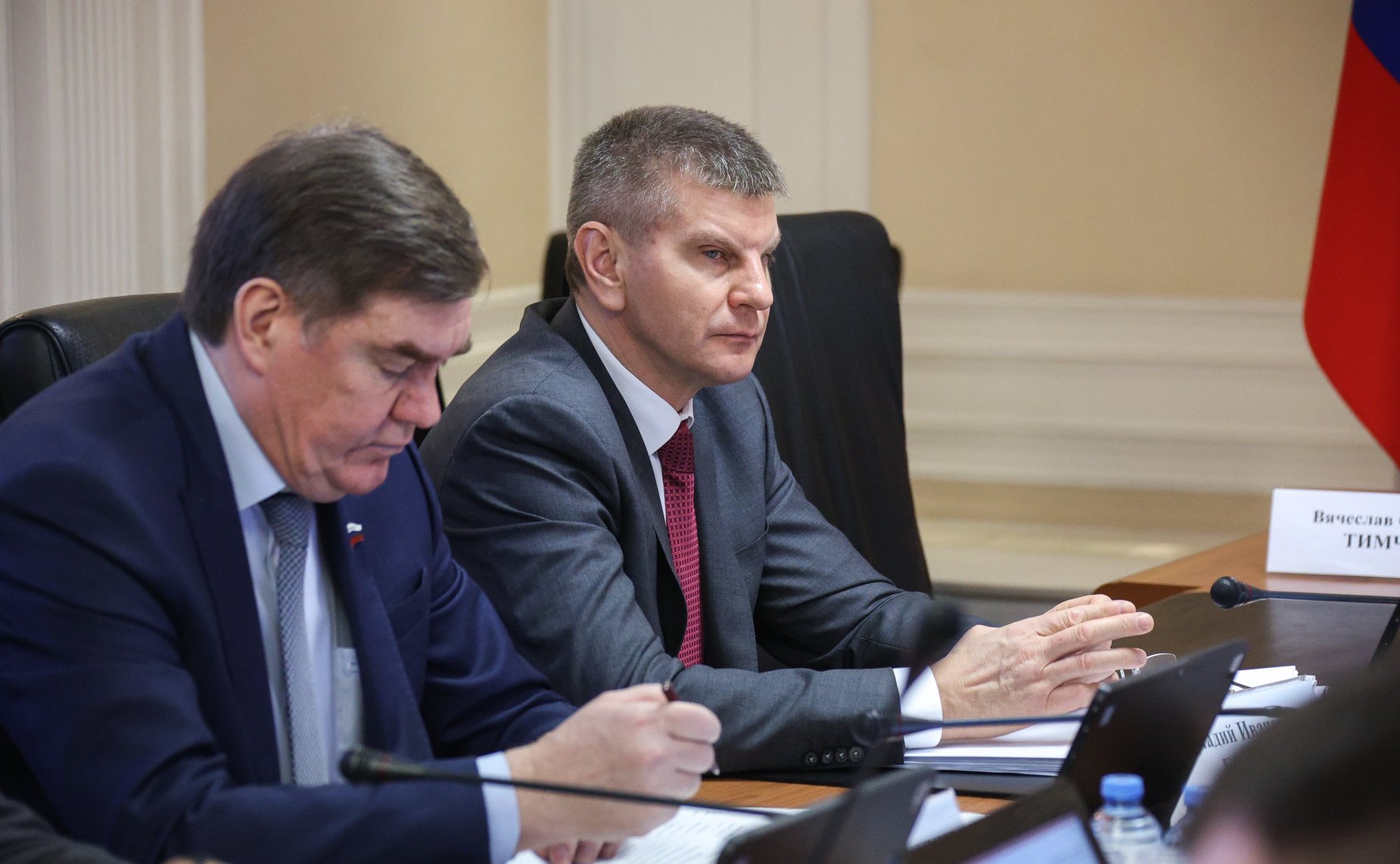 Геннадий Голов