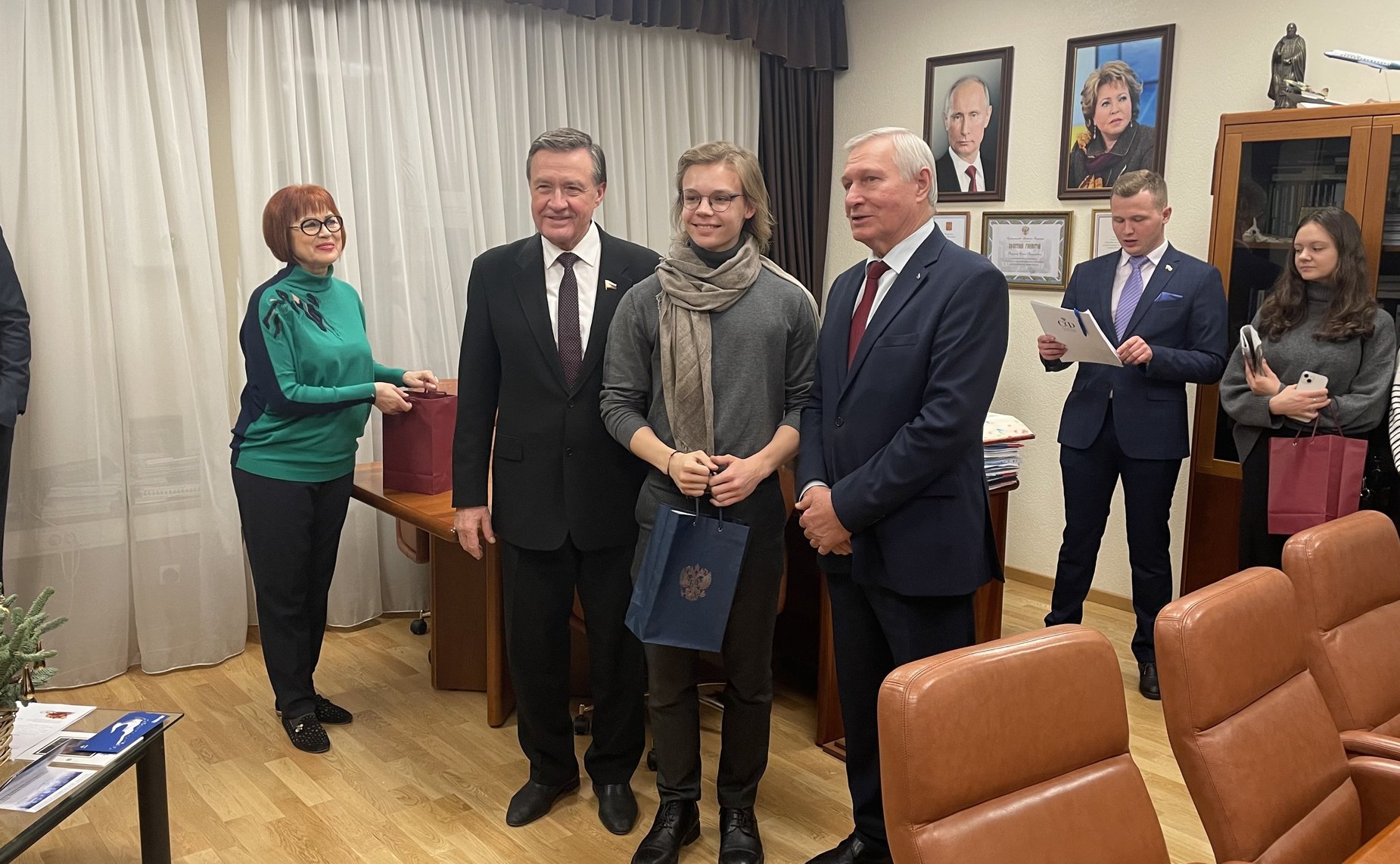 Сергей Рябухин провел встречу со студентами московских вузов, уроженцами Ульяновской области