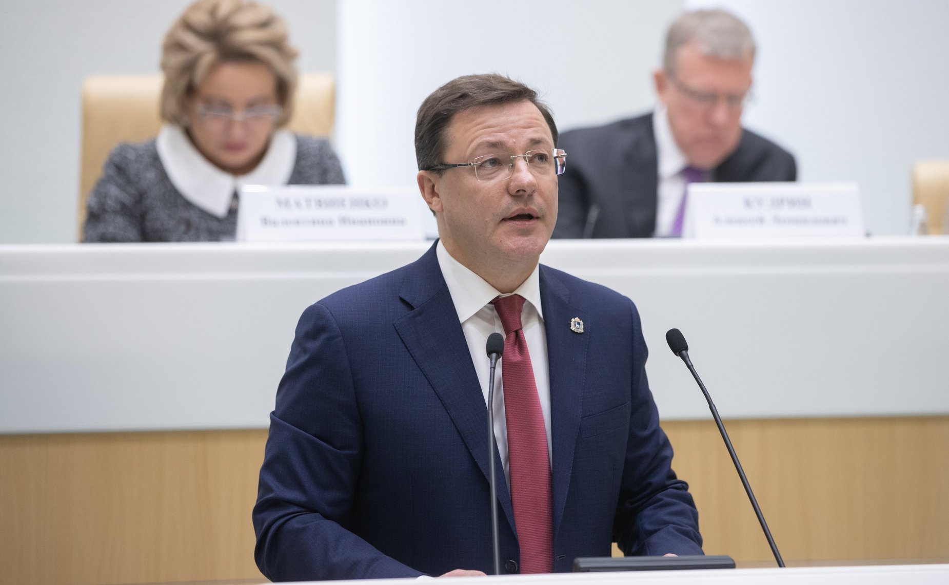 Дмитрий Азаров