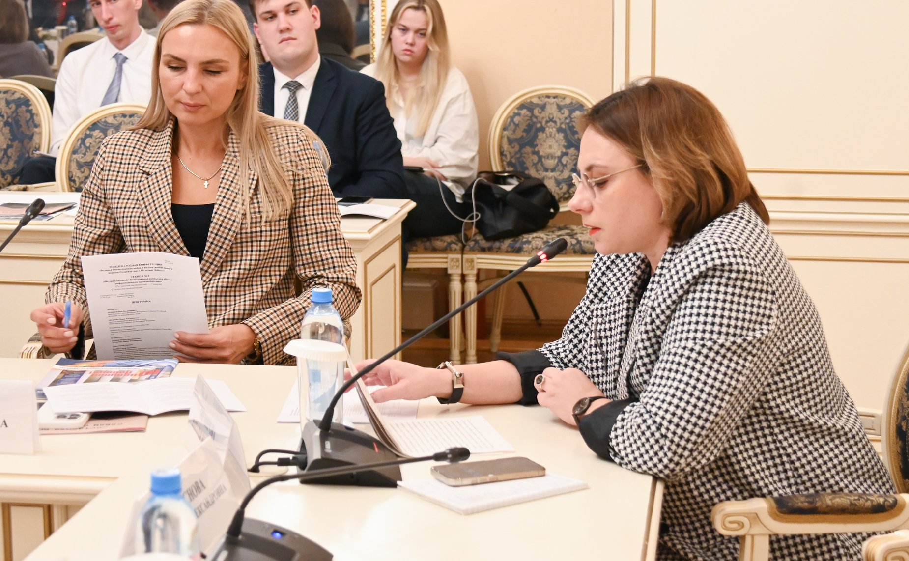 Иван Новиков выступил модератором дискуссии «История Великой Отечественной войны как объект информационного противоборства»