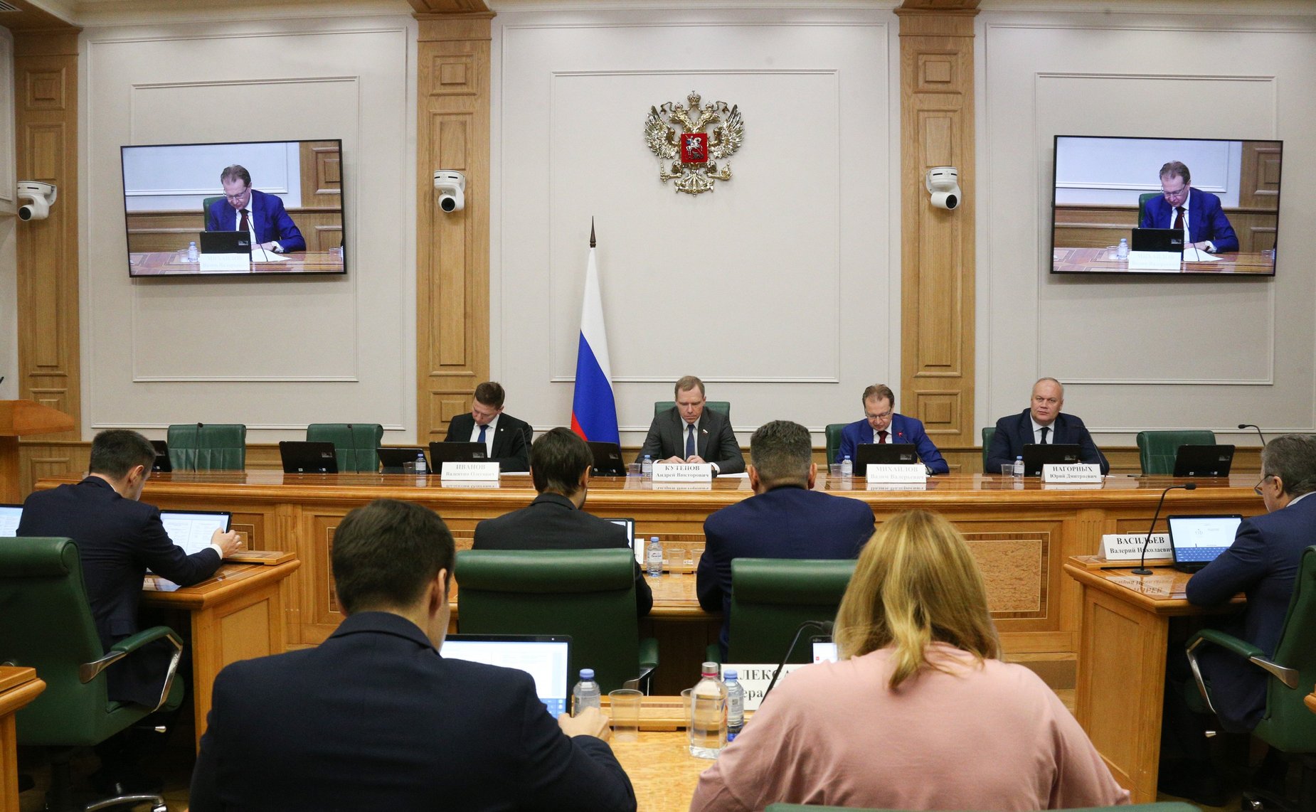 Круглый стол Комитета СФ по экономической политике