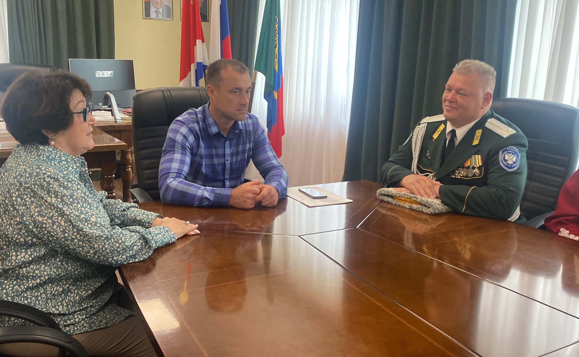 Людмила Талабаева встретилась с казаками станичного казачьего общества «Станица Аркуда» в Приморском крае