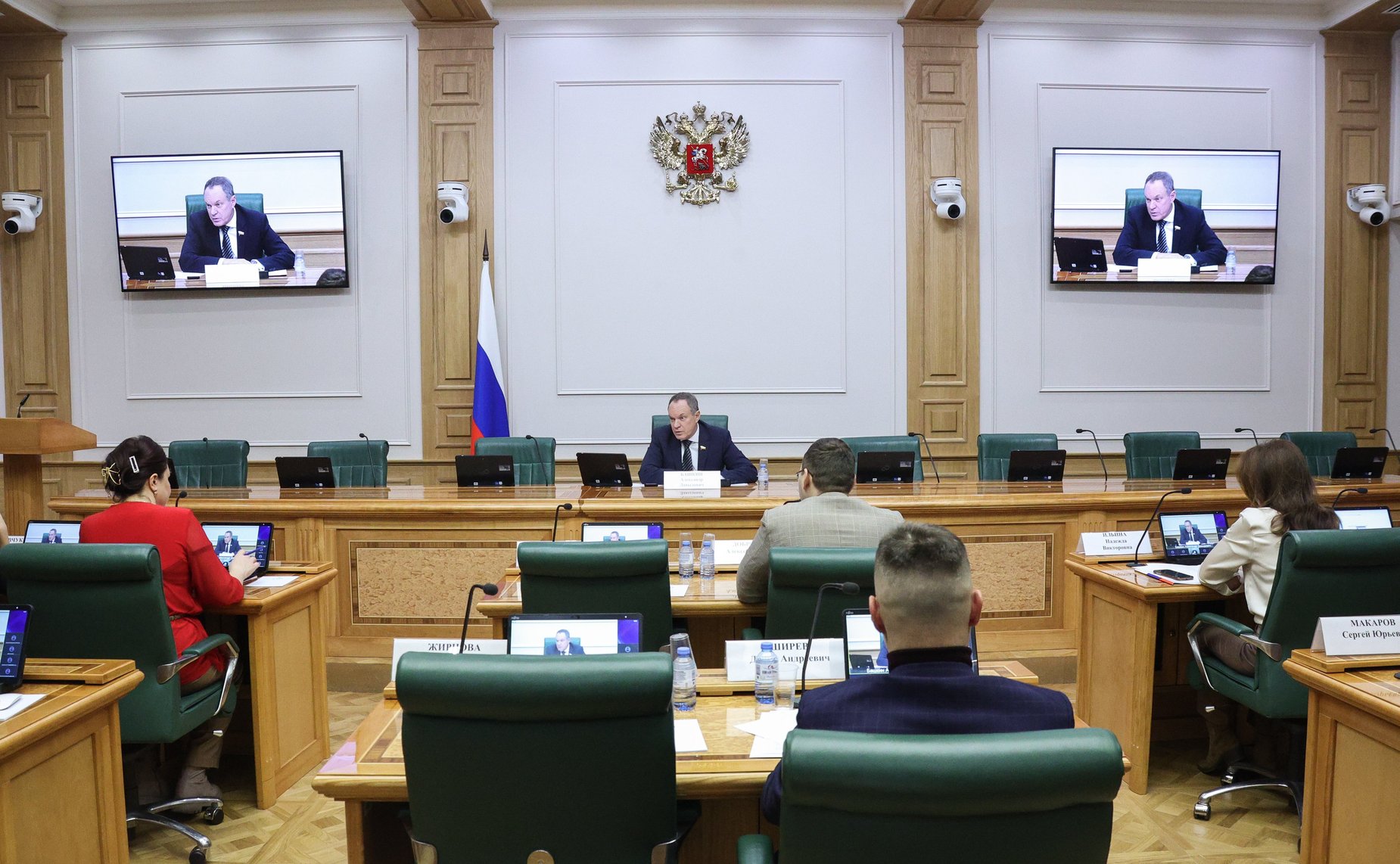 Круглый стола на тему «Цифровое водительское удостоверение на право управления транспортным средством: законодательные аспекты»