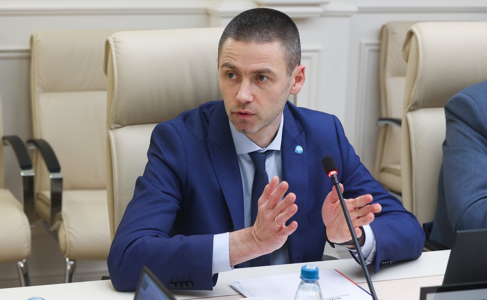 Совещание на тему «О механизмах возвращения в гражданский оборот неиспользуемых земельных участков, принадлежавших организациям, исключенным из единого государственного реестра юридических лиц, и собственники которых не установлены»