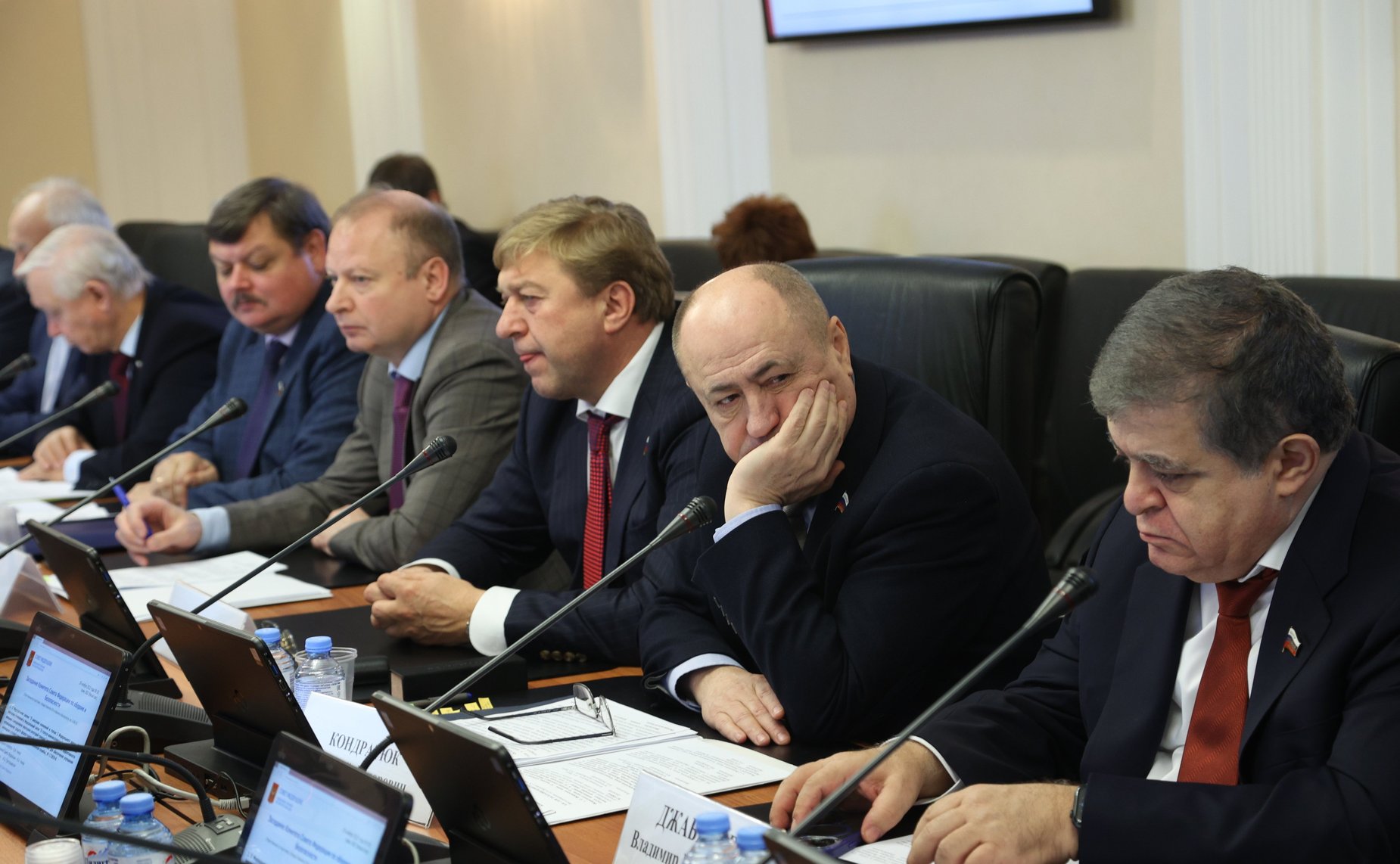 Заседание Комитета СФ по обороне и безопасности