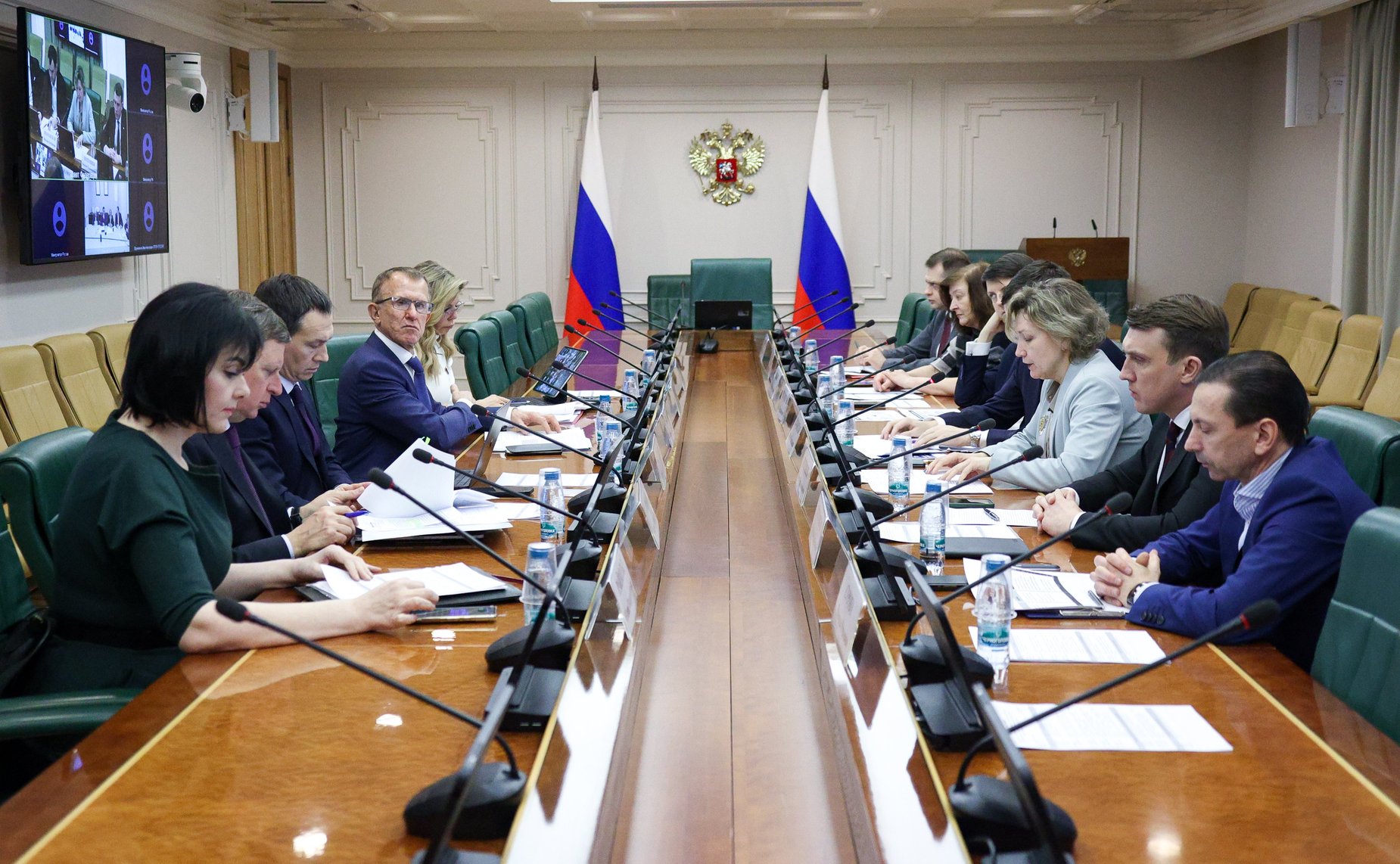 Круглый стол на тему «Инфраструктура поддержки субъектов малого и среднего предпринимательства в условиях реализации национального проекта «Эффективная и конкурентная экономика»