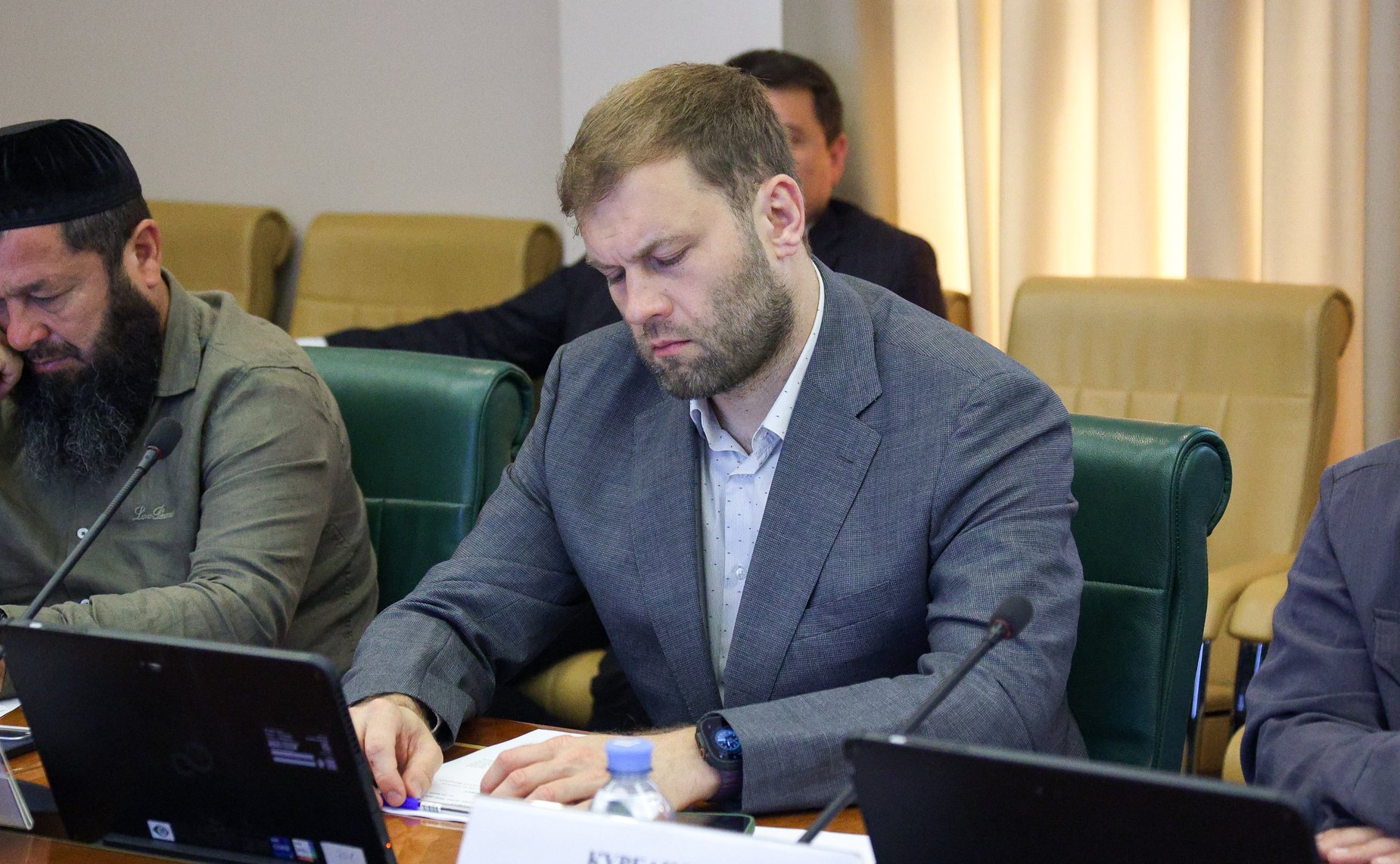 Расширенное совещание по итогам хаджа 2026 года