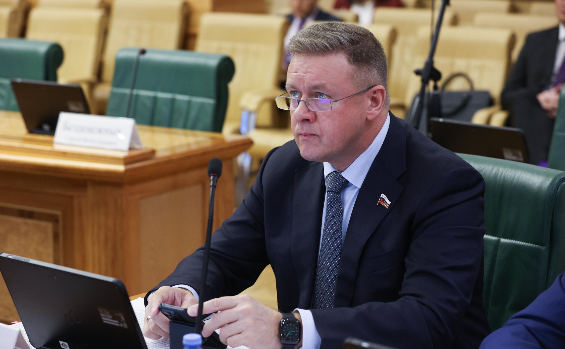 Николай Любимов