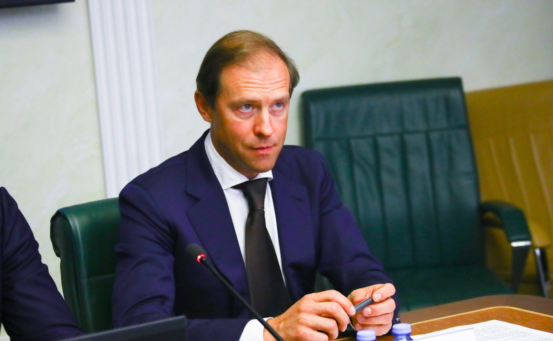 Денис Мантуров