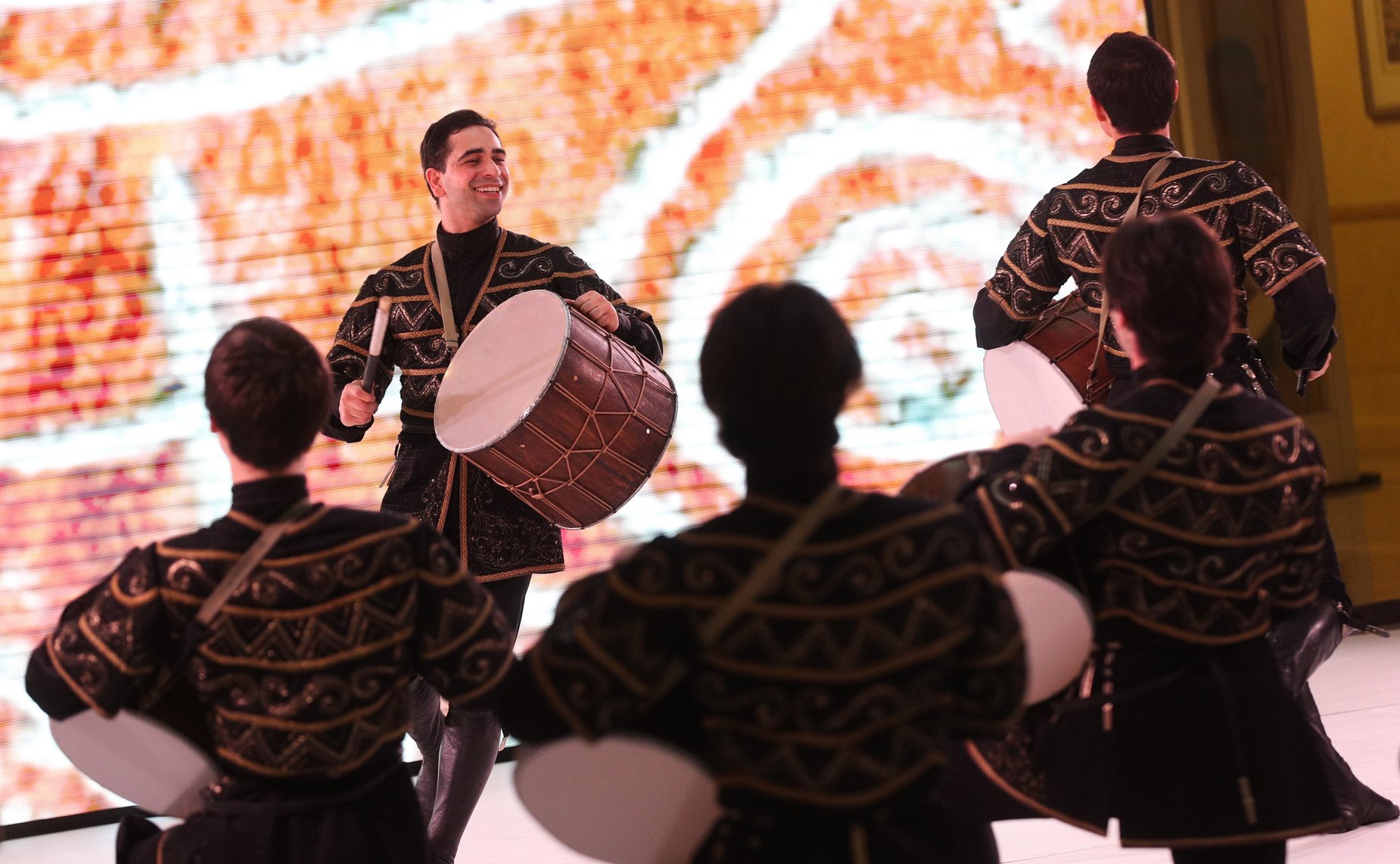 Выступление в Совете Федерации Государственного Академического заслуженного ансамбля танца Дагестана «Лезгинка»