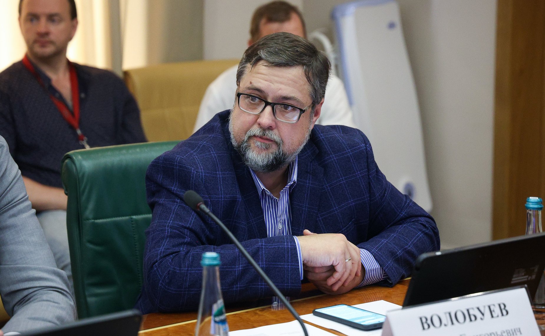 Заседание Комиссии Совета Федерации по информационной политике и взаимодействию со СМИ «Человек как автор информационной революции или как раб информационной революции? Поиск баланса»