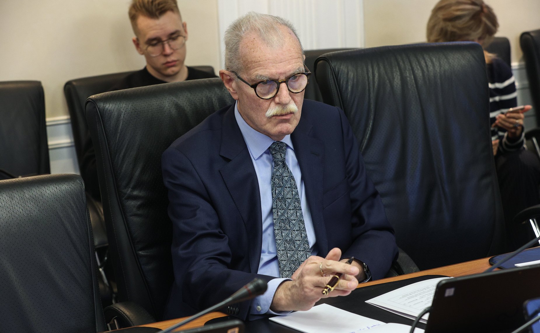 Совместный круглый стол Комиссии по защите государственного суверенитета и предотвращению вмешательства во внутренние дела РФ и Комитета СФ по международным делам «Противодействие экономическим санкциям и иным угрозам со стороны коллективного Запада»