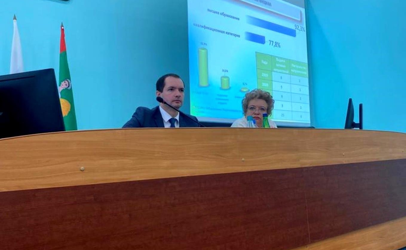 Оксана Хлякина в ходе рабочей поездки в регион побывала в Добринском районе