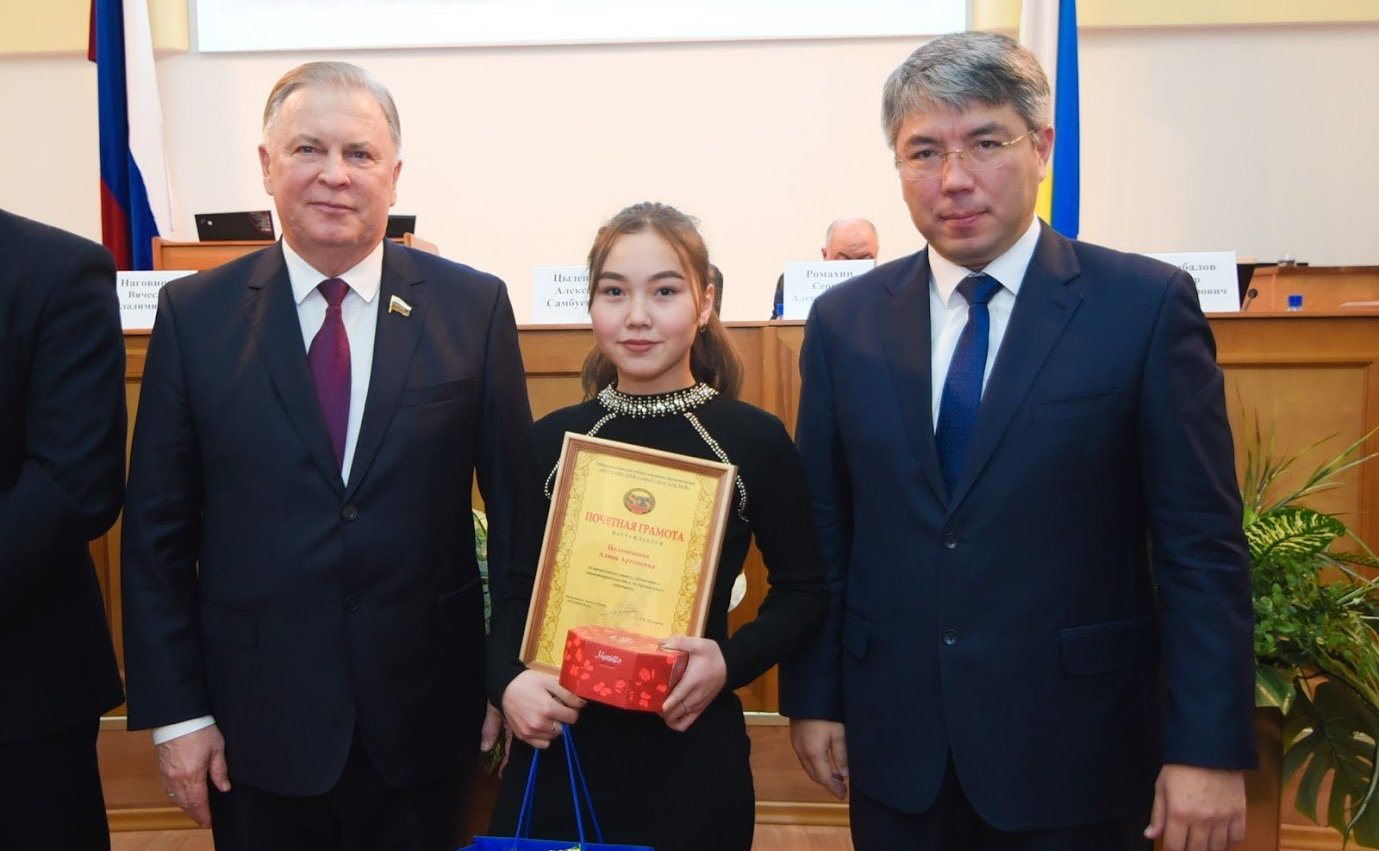 Вячеслав Наговицын принял участие в торжественном награждении детей в рамках всероссийского гражданско-патриотического проекта «Дети-герои»