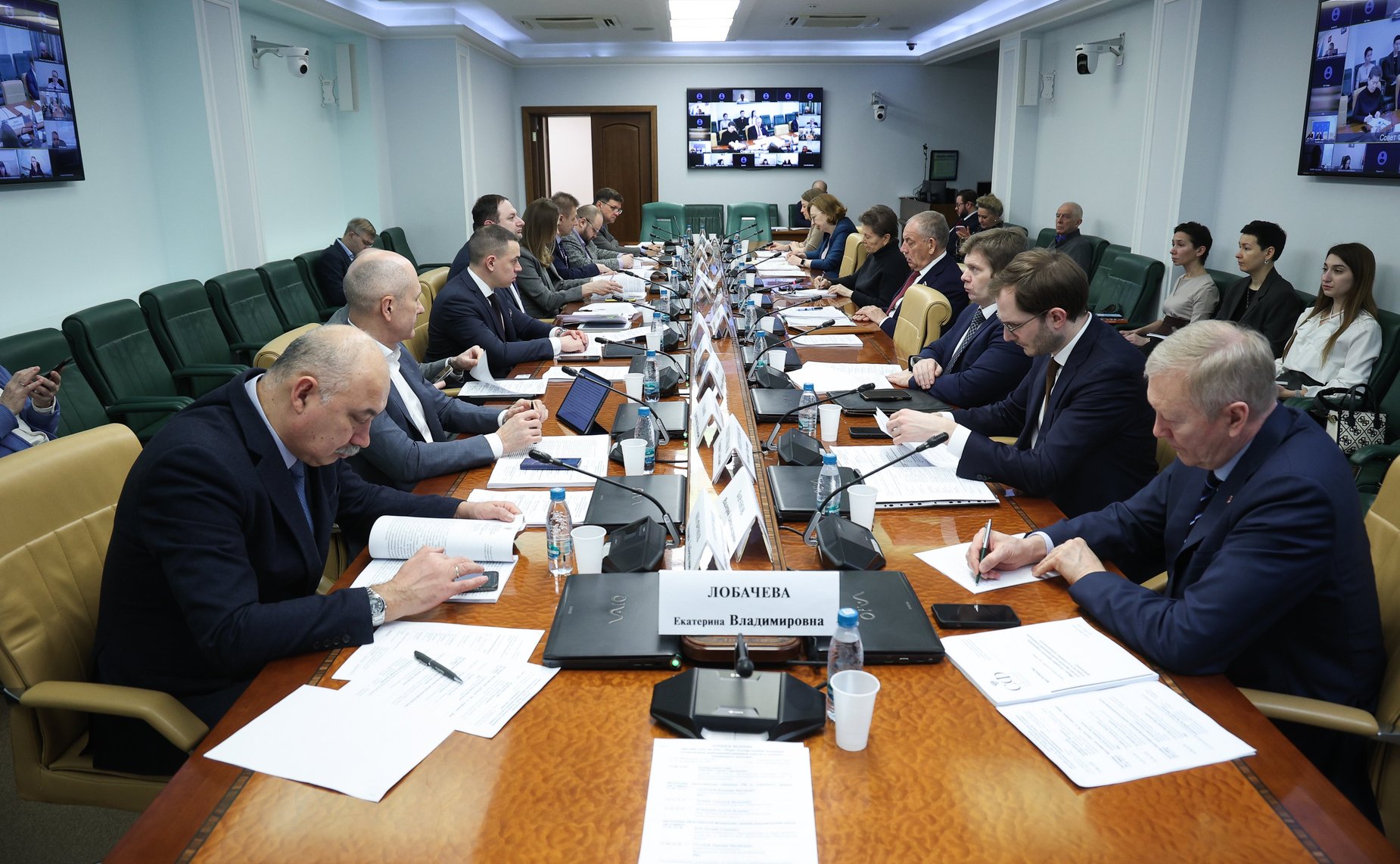 Круглый стол Комитета Совета Федерации по аграрно-продовольственной политике и природопользованию на тему «Меры господдержки отечественной рыбоперерабатывающей отрасли в условиях санкционного давления»