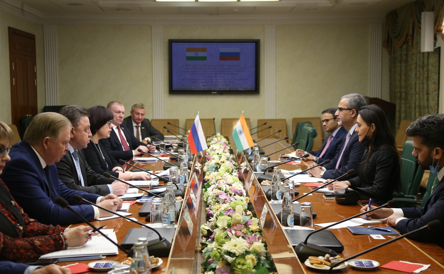 Встреча Елены Афанасьевой с Чрезвычайным и Полномочным Послом Республики Индии в РФ Д.Б. Венкатешем Вармой