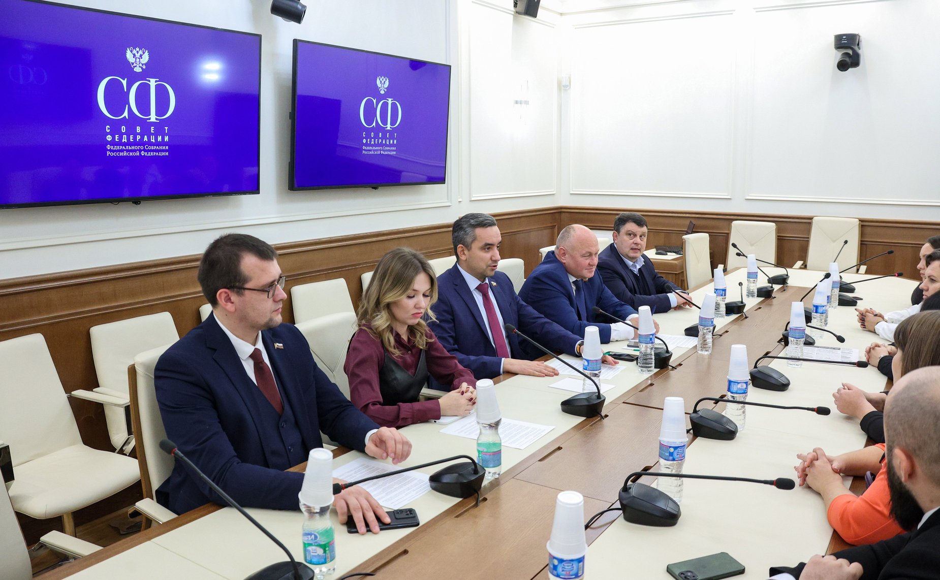 Встреча Алексея Кондратенко и Александра Трембицкого с делегацией молодых законодателей Законодательного Собрания Краснодарского края
