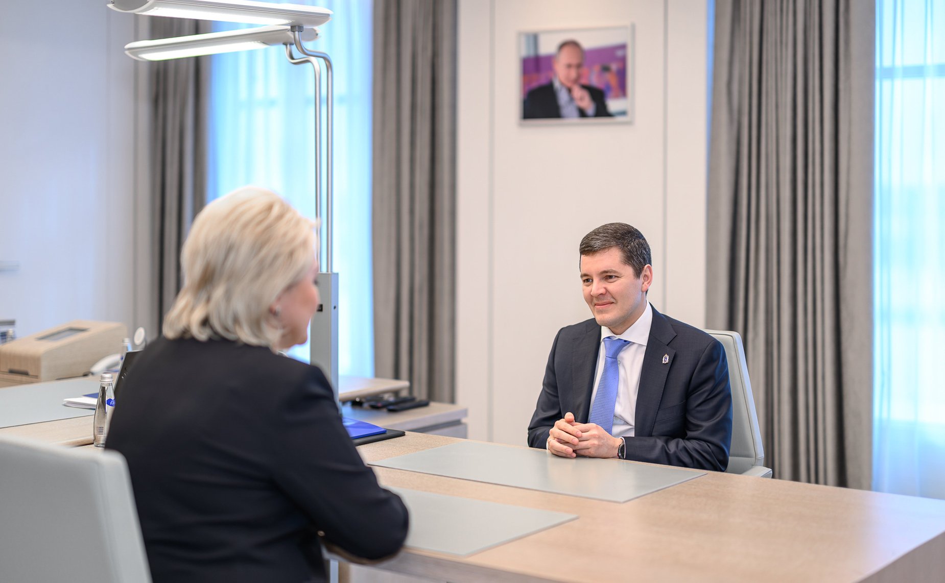 Встреча председателя Комитета Совета Федерации по науке, образованию и культуре Лилии Гумеровой с губернатором ЯНАО Дмитрием Артюховым