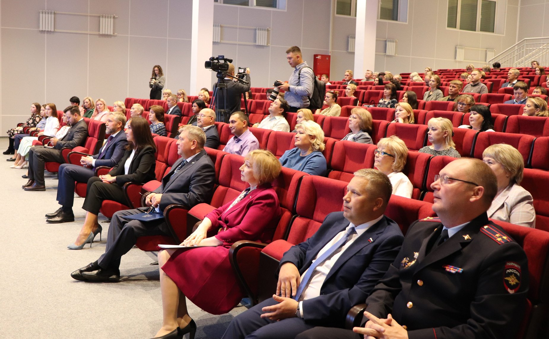 Римма Галушина и Севера Денис Гусев приняли участие в августовской педагогической конференции работников образования в Нарьян-Маре