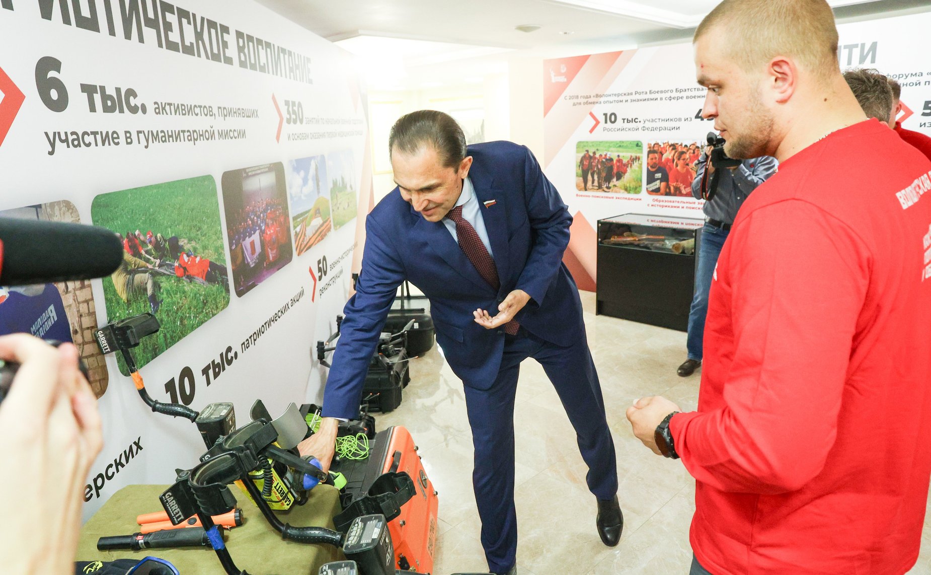 Открытие выставки экспонатов, найденных «Волонтерской Ротой» в ходе поисковых экспедиций в местах крупных сражений Великой Отечественной войны