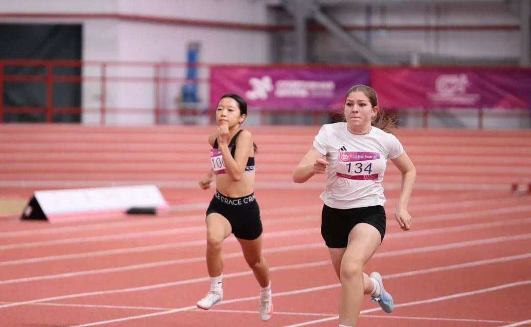 Андрей Хапочкин принял участие в церемонии открытия Всероссийских соревнований по лёгкой атлетике среди юношей и девушек — первом спортивном событии в новом легкоатлетическом манеже