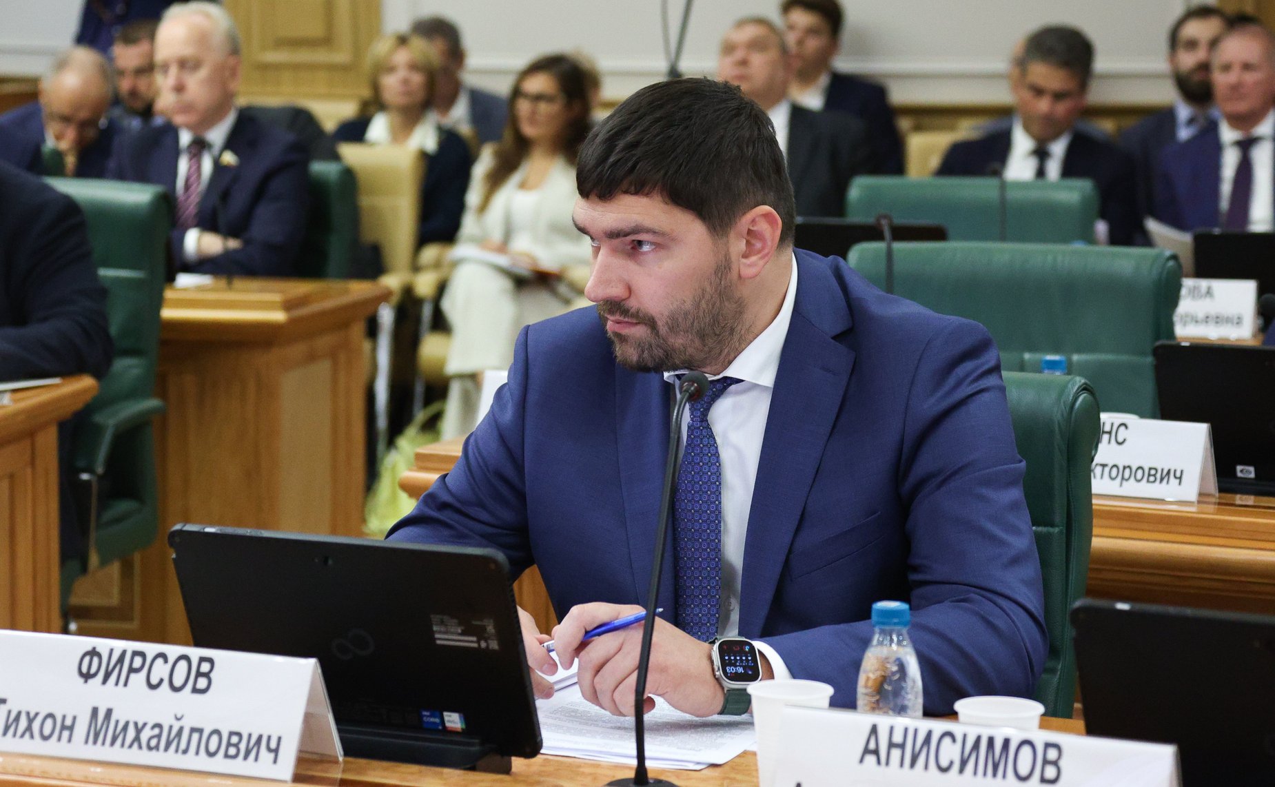 Парламентские слушания на тему «Вопросы управления комплексами индивидуальных жилых домов»