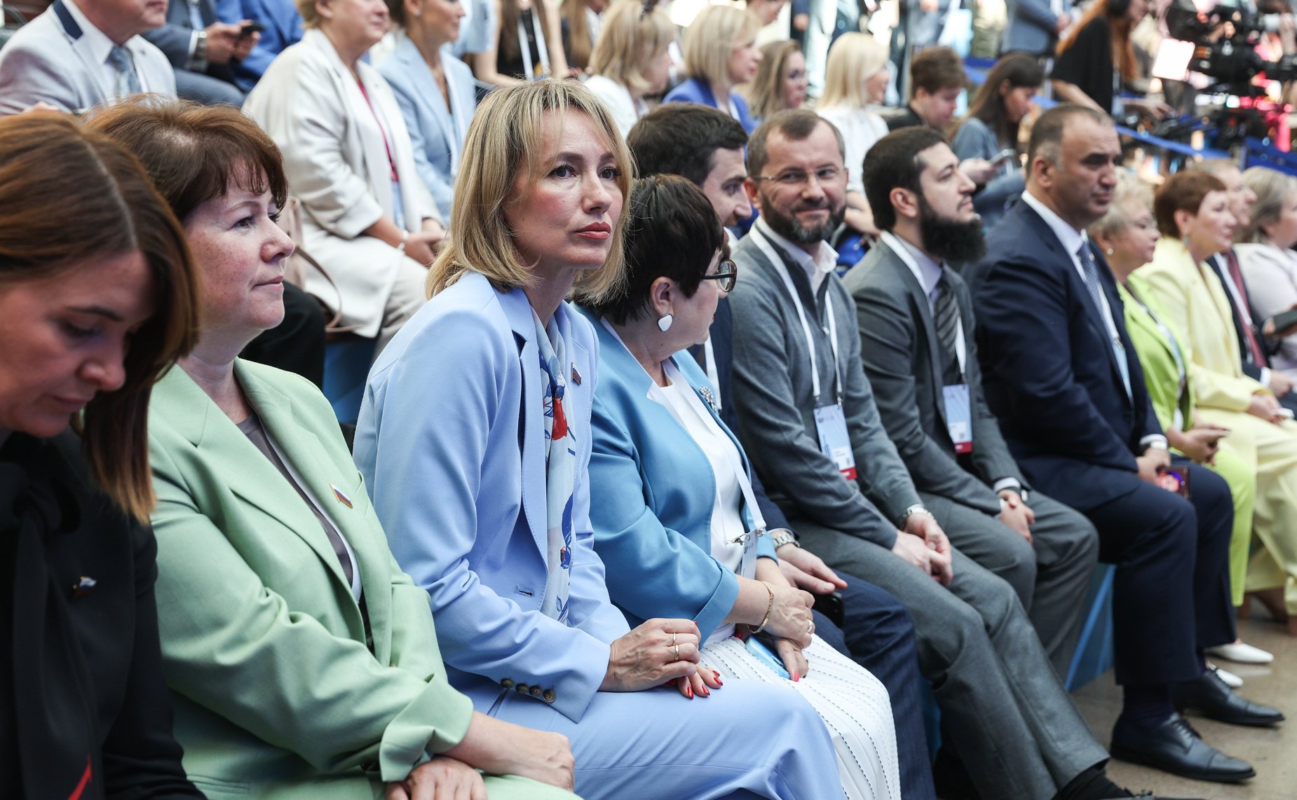 Пленарное заседание V Форума социальных инноваций регионов «Современная Россия: устойчивость к вызовам времени»