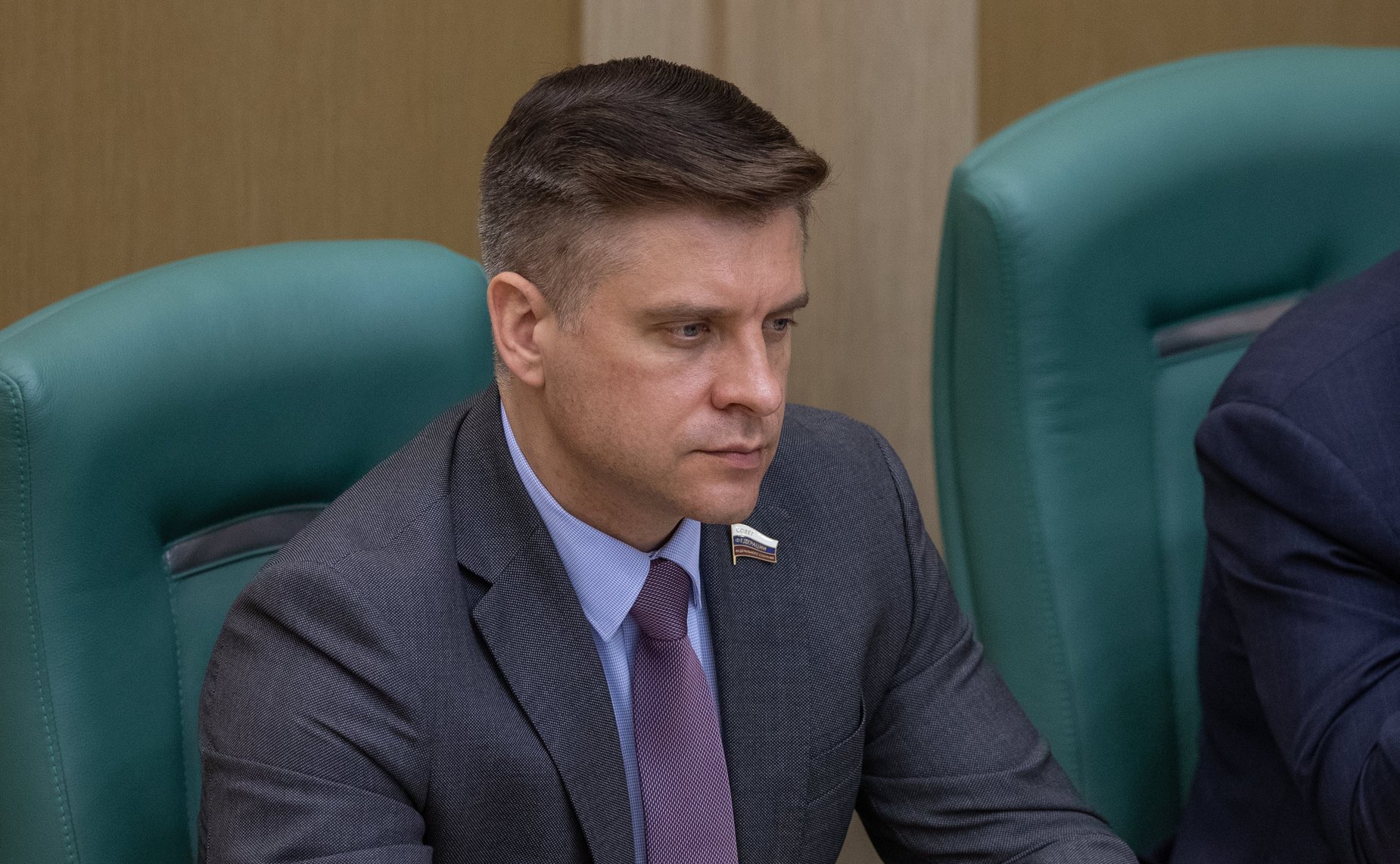 Юрий Архаров