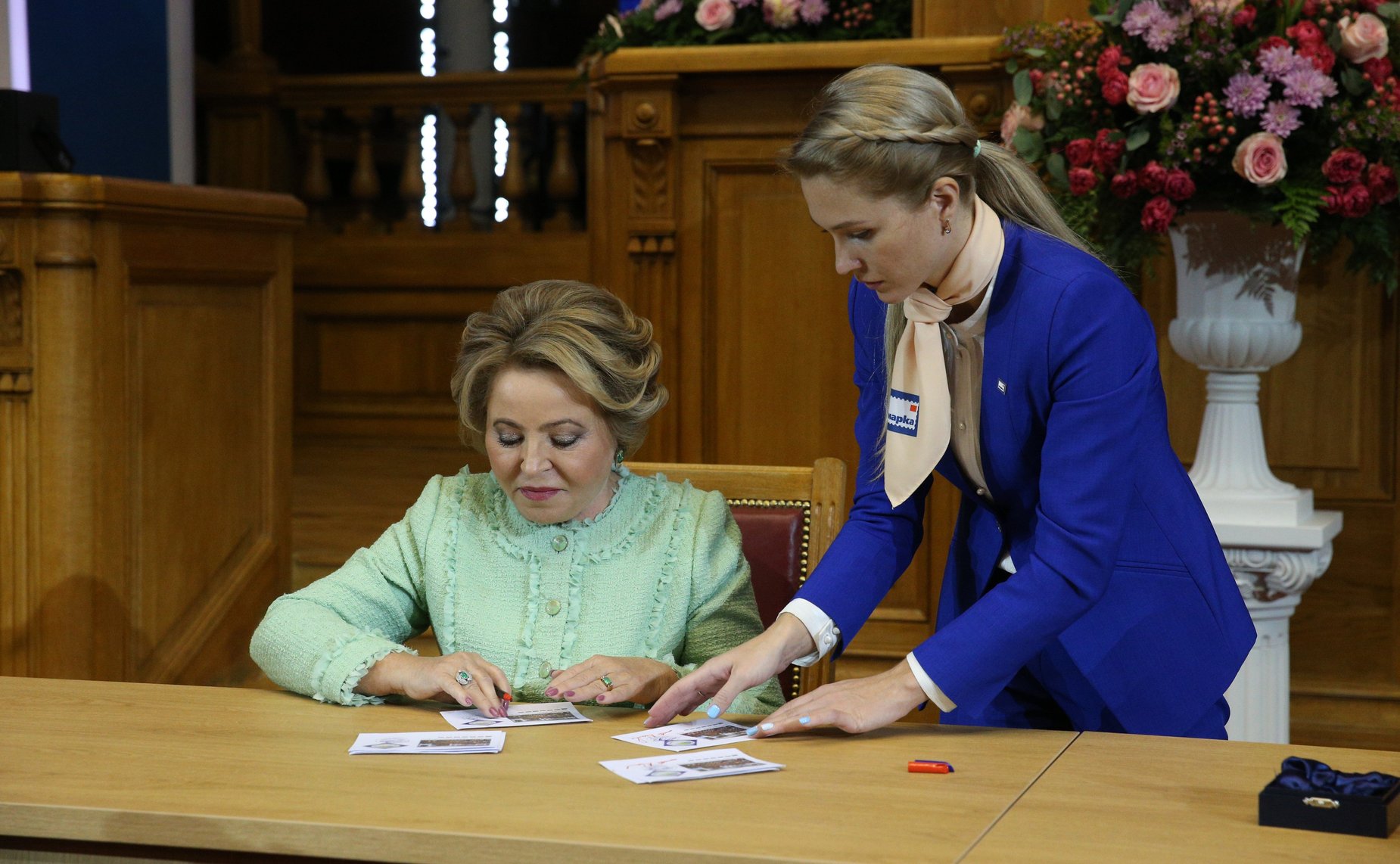 Торжественное гашение памятной марки третьего Евразийского женского форума
