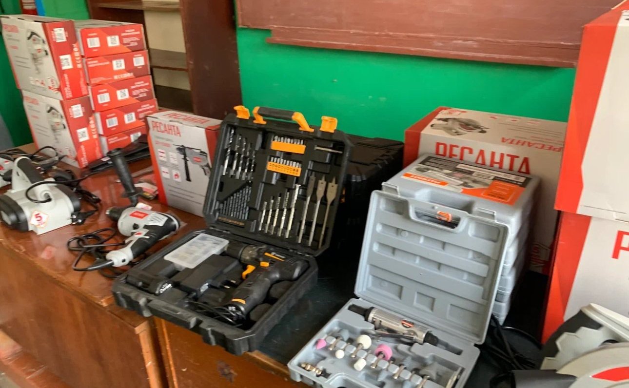 Игорь Кастюкевич посетил школы, где уже оборудованы классы труда