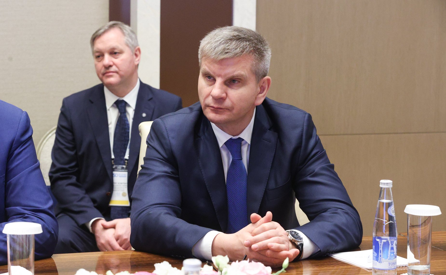 Геннадий Голов