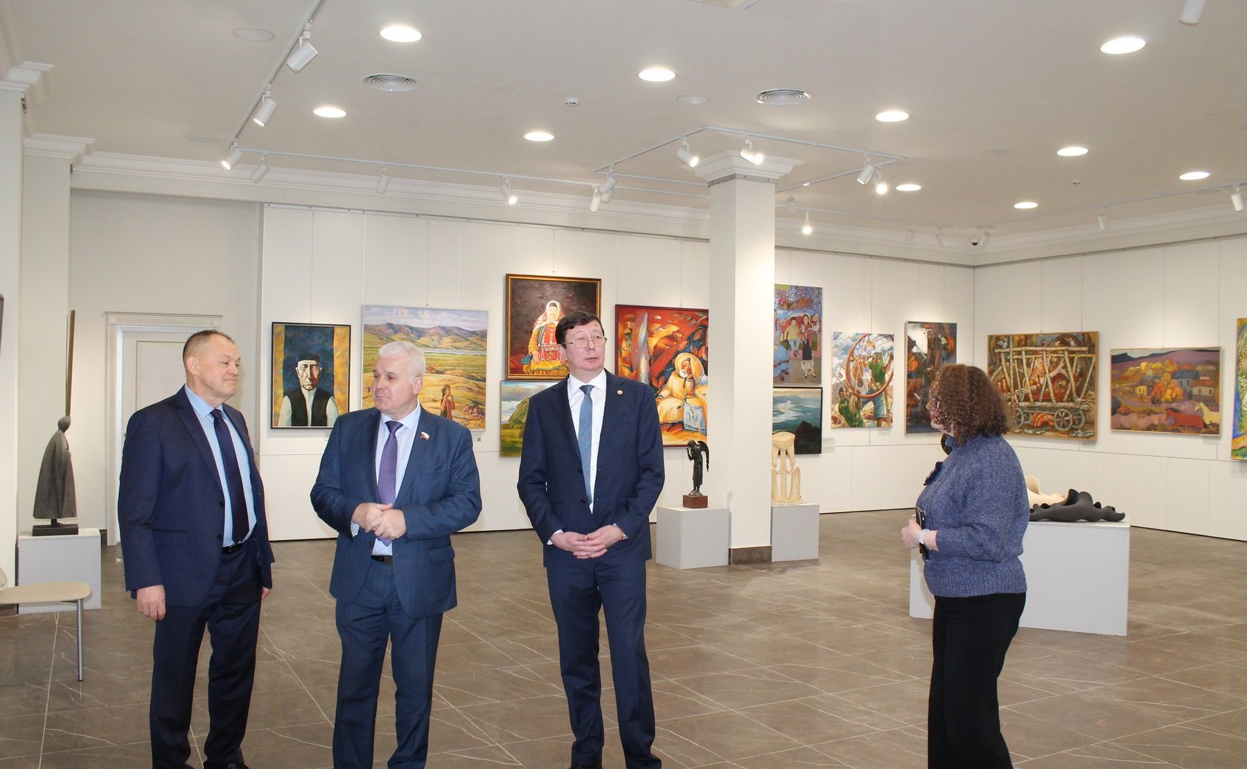 Сергей Мартынов посетил недавно появившийся в Марий Эл Дом дружбы народов