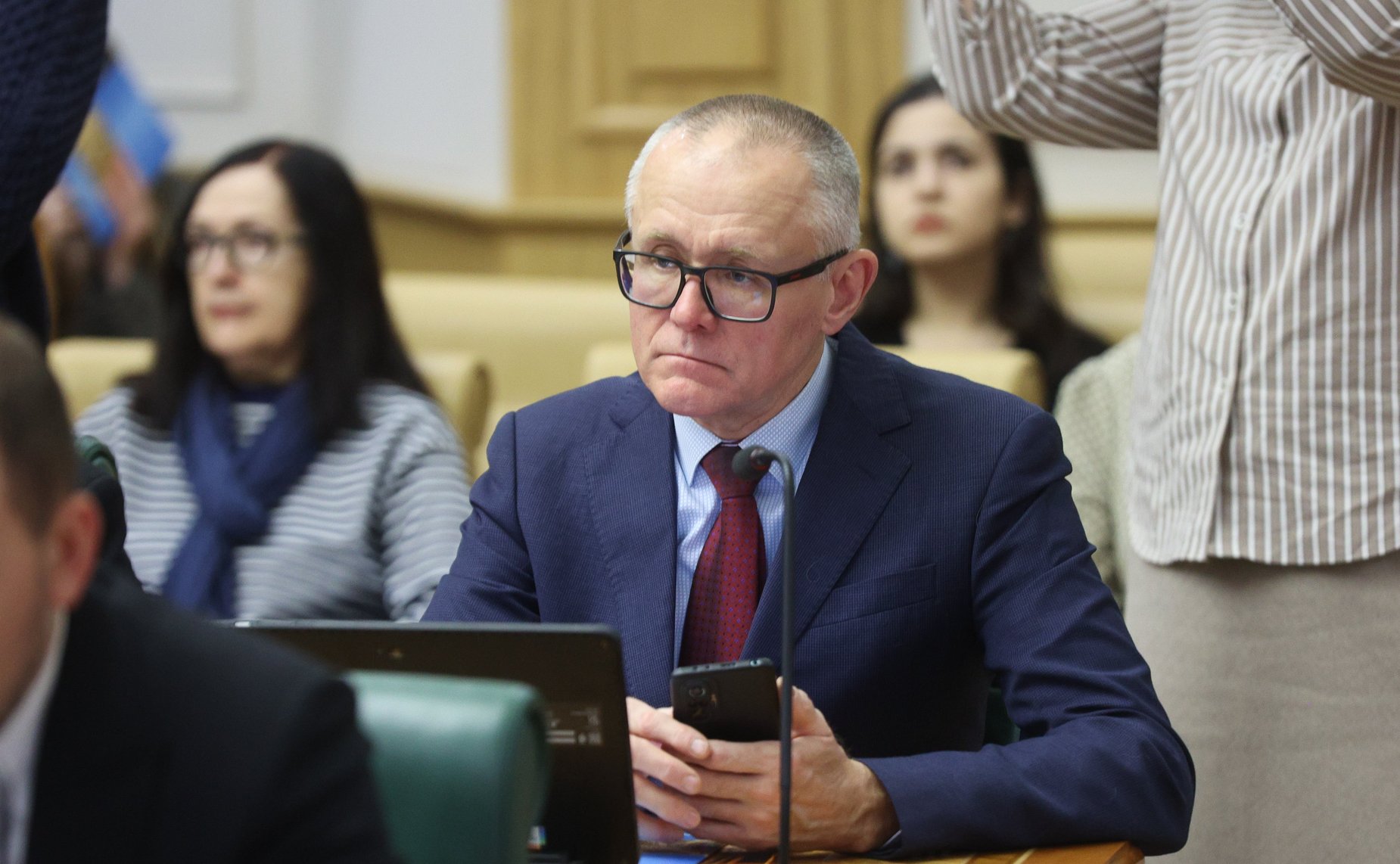 Совещание Комитета СФ по аграрно-продовольственной политике и природопользованию «Об итогах работы по развитию агрострахования с государственной поддержкой в 2025 году и дальнейших планах по развитию системы»